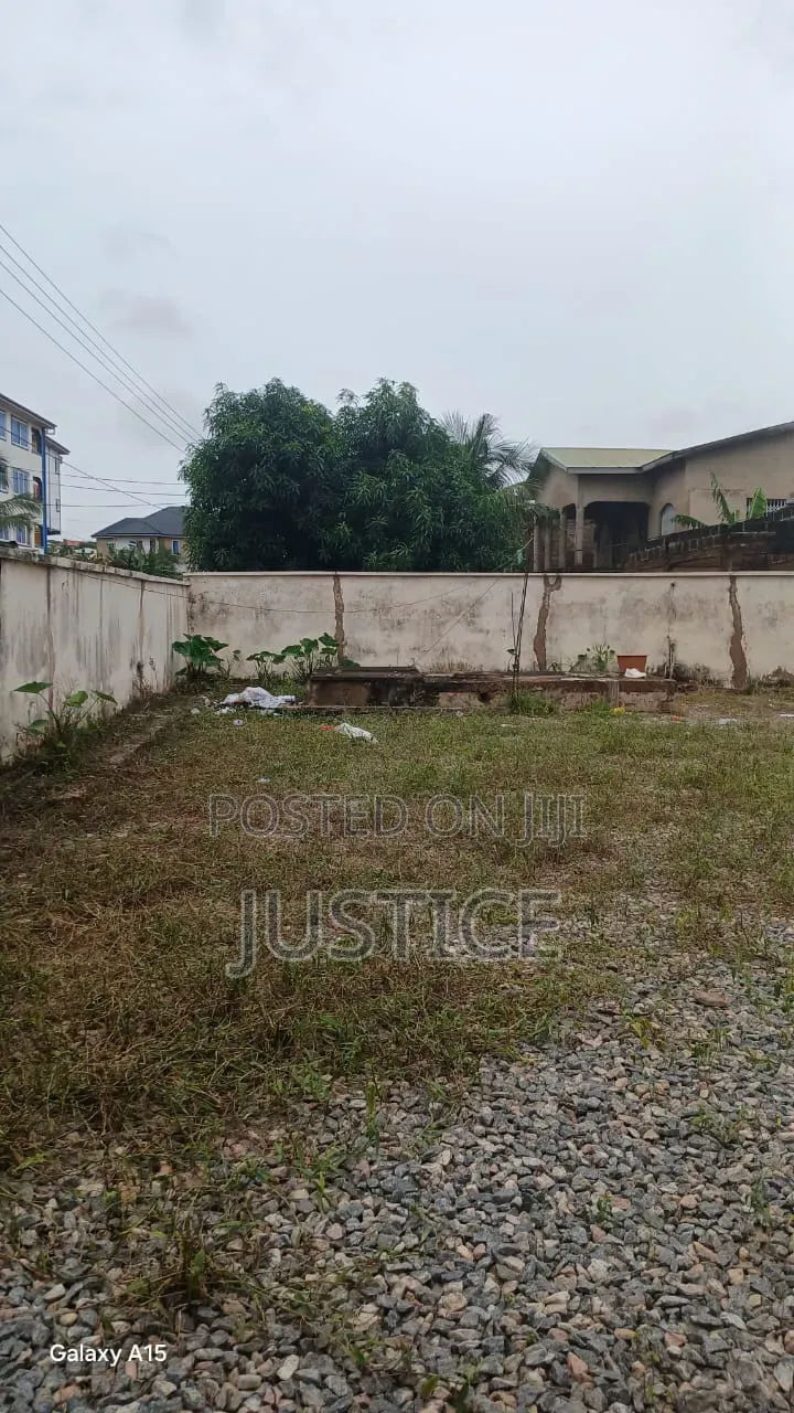 8bdrm House in Taifa, Post Office Area for rent