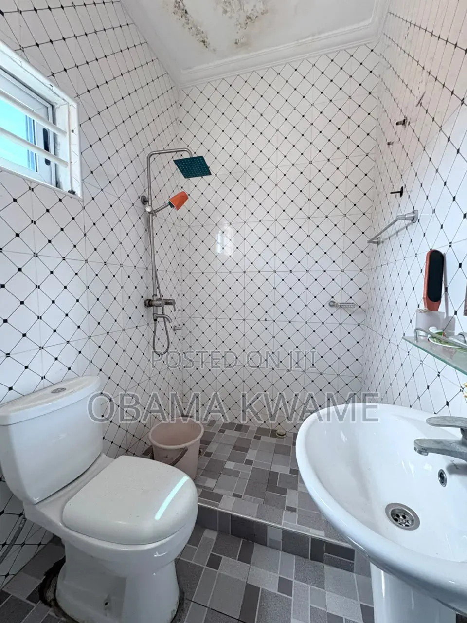 3bdrm House in Laryea Homes, Baatsona Total for rent