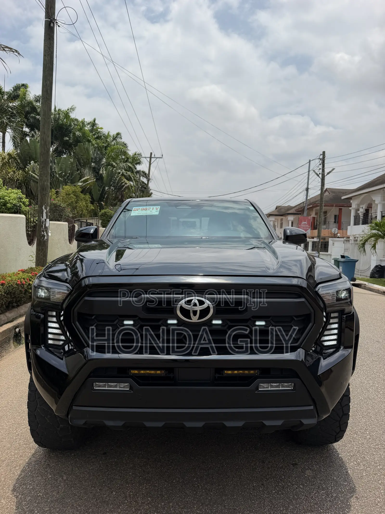 Toyota Tacoma SR5 Double Cab 5' Bed AT 2024 Black