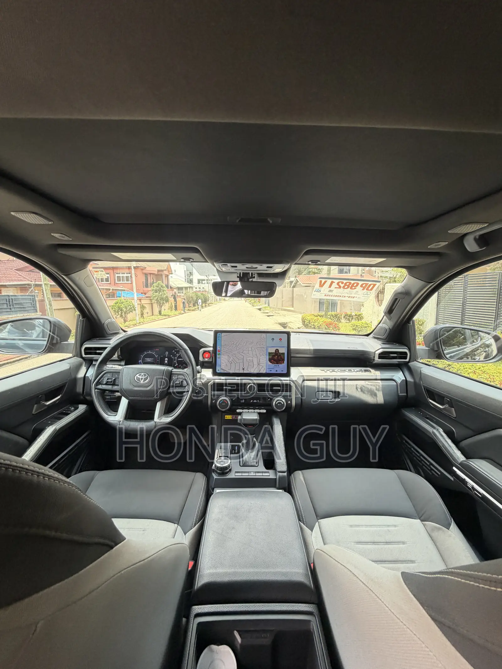 Toyota Tacoma SR5 Double Cab 5' Bed AT 2024 Black
