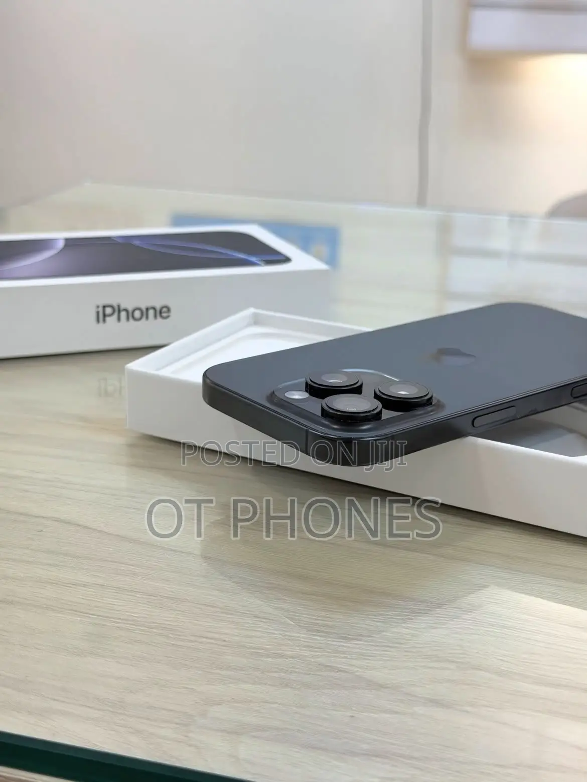 Apple iPhone 16 Pro Max 256 GB Gray