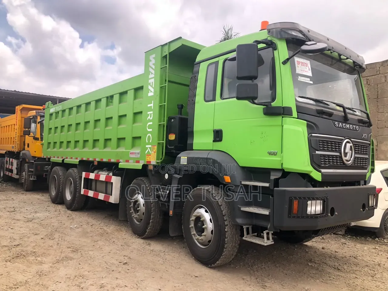 Sagmoto Tractor Heads and Flatbeds