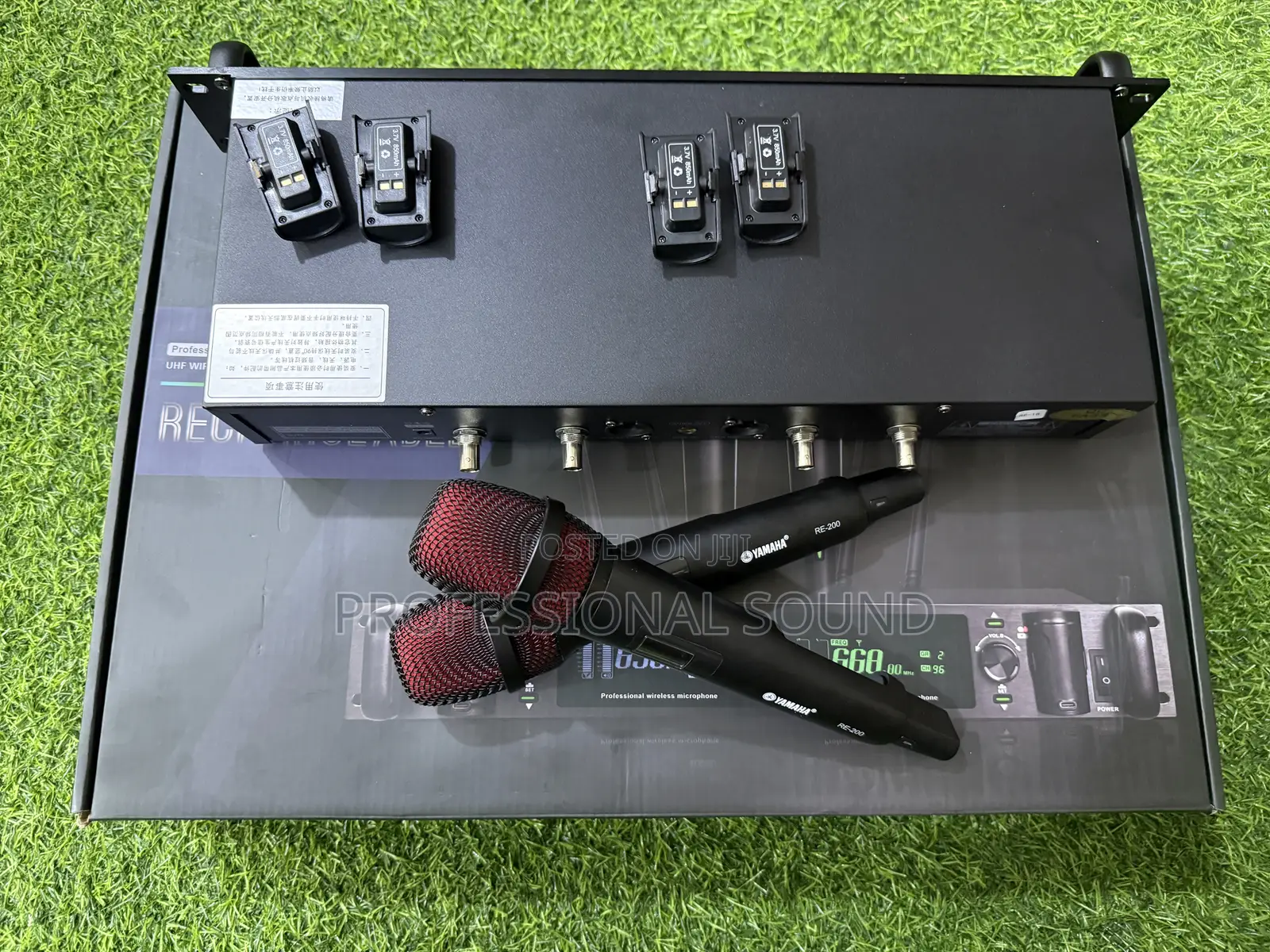 Yamaha RE-200 Dual-Channel Wireless Rechargeable Microphone