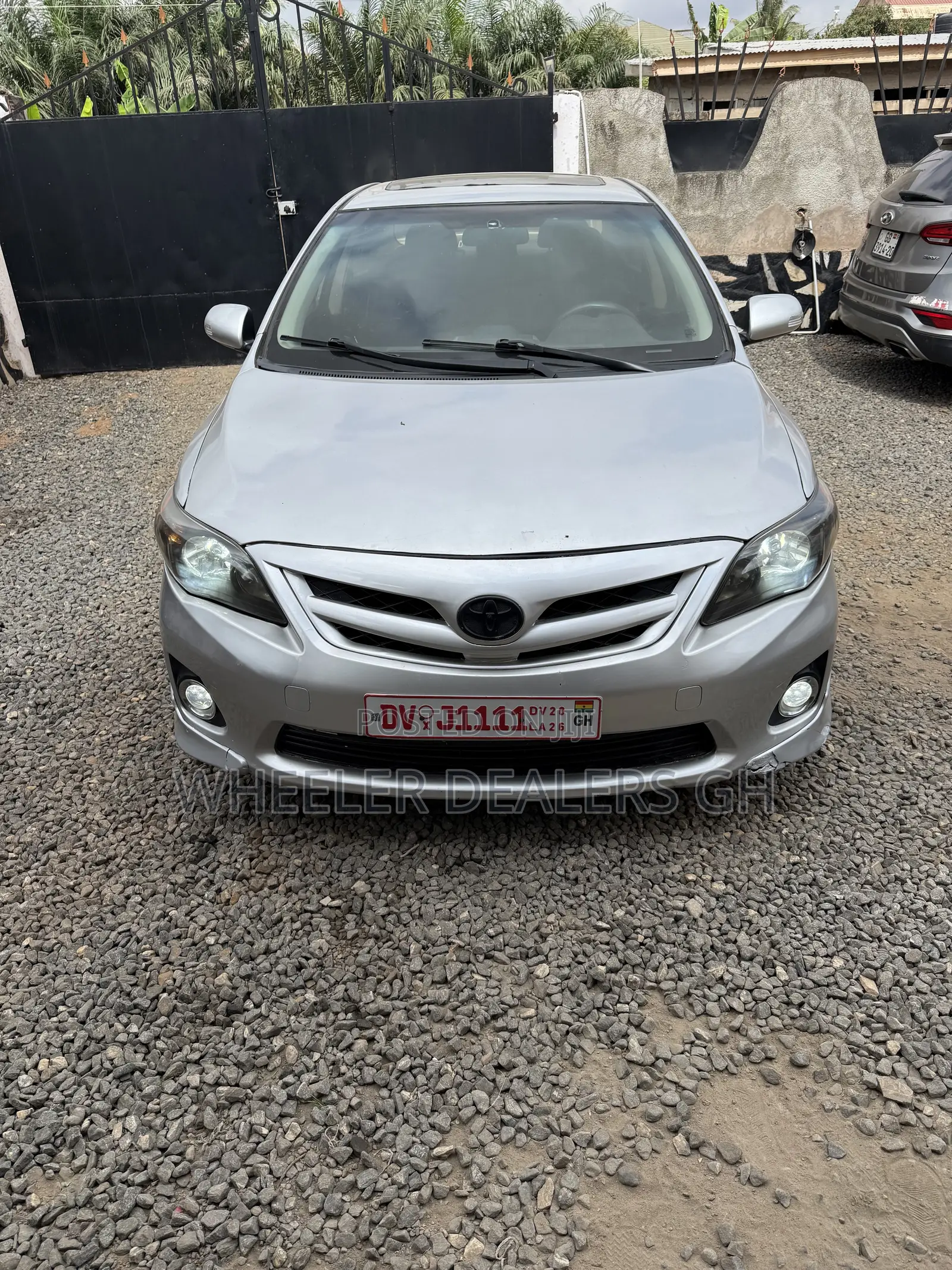 Toyota Corolla S 4dr Sedan (1.8L 4cyl 4A) 2013 Silver