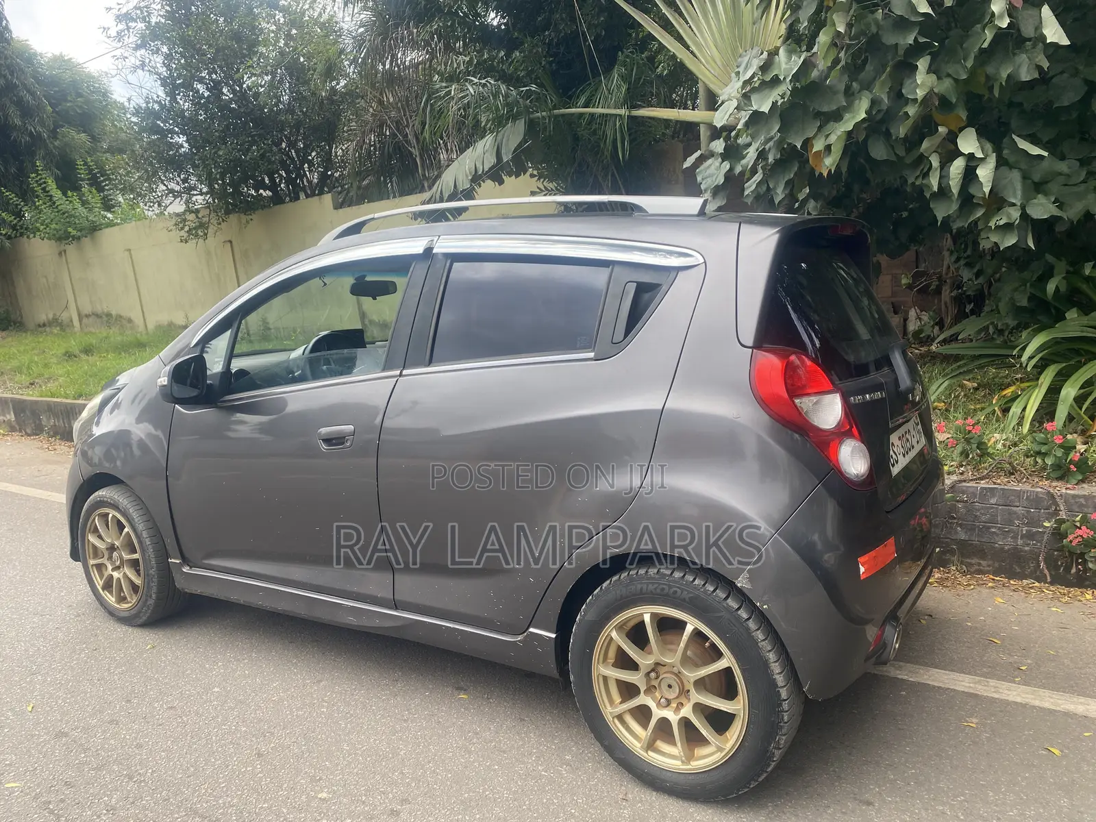 Chevrolet Spark 1LT 2013 Gray
