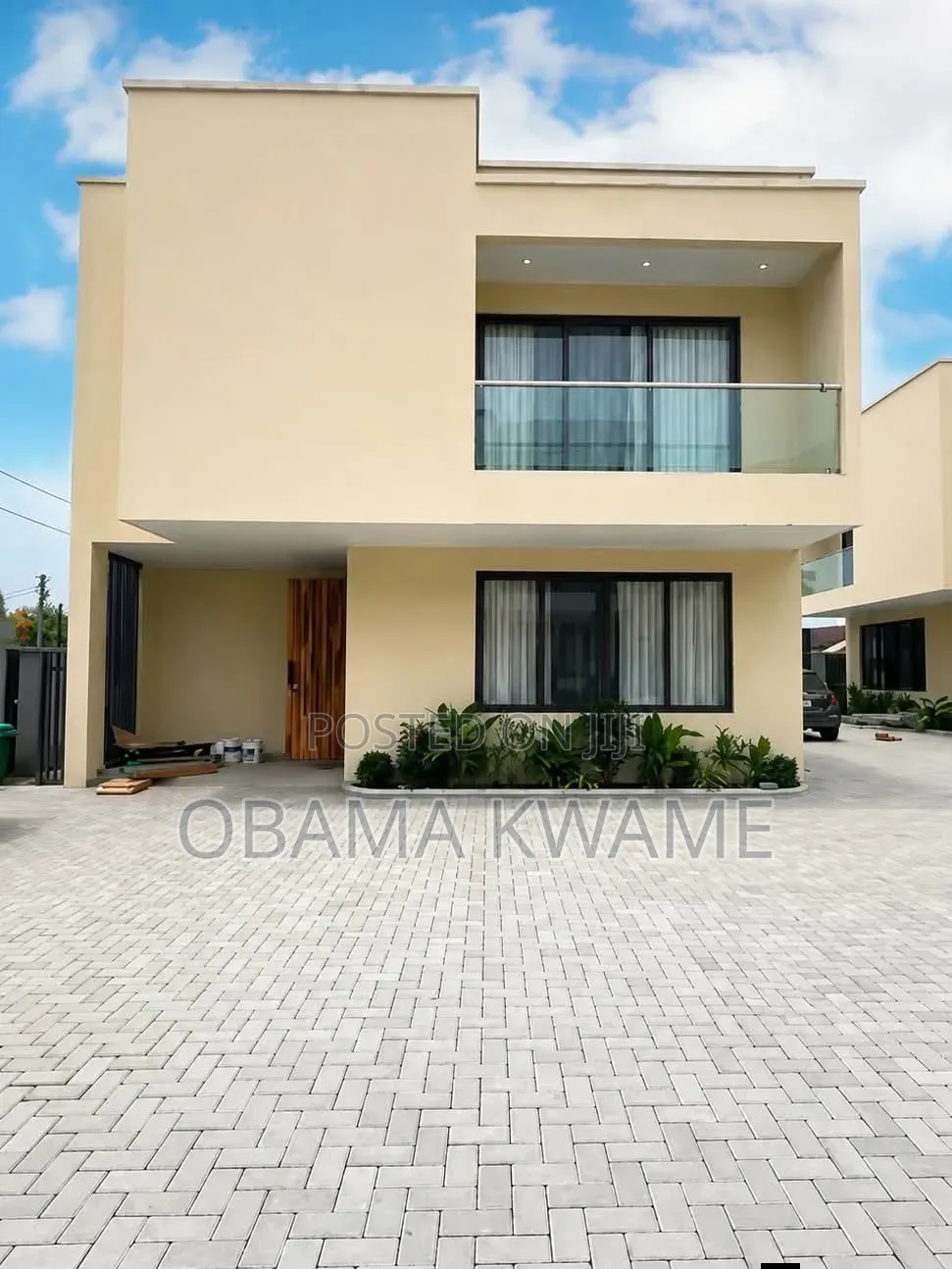 4bdrm House in Laryea Homes, A&C Mall Area for rent