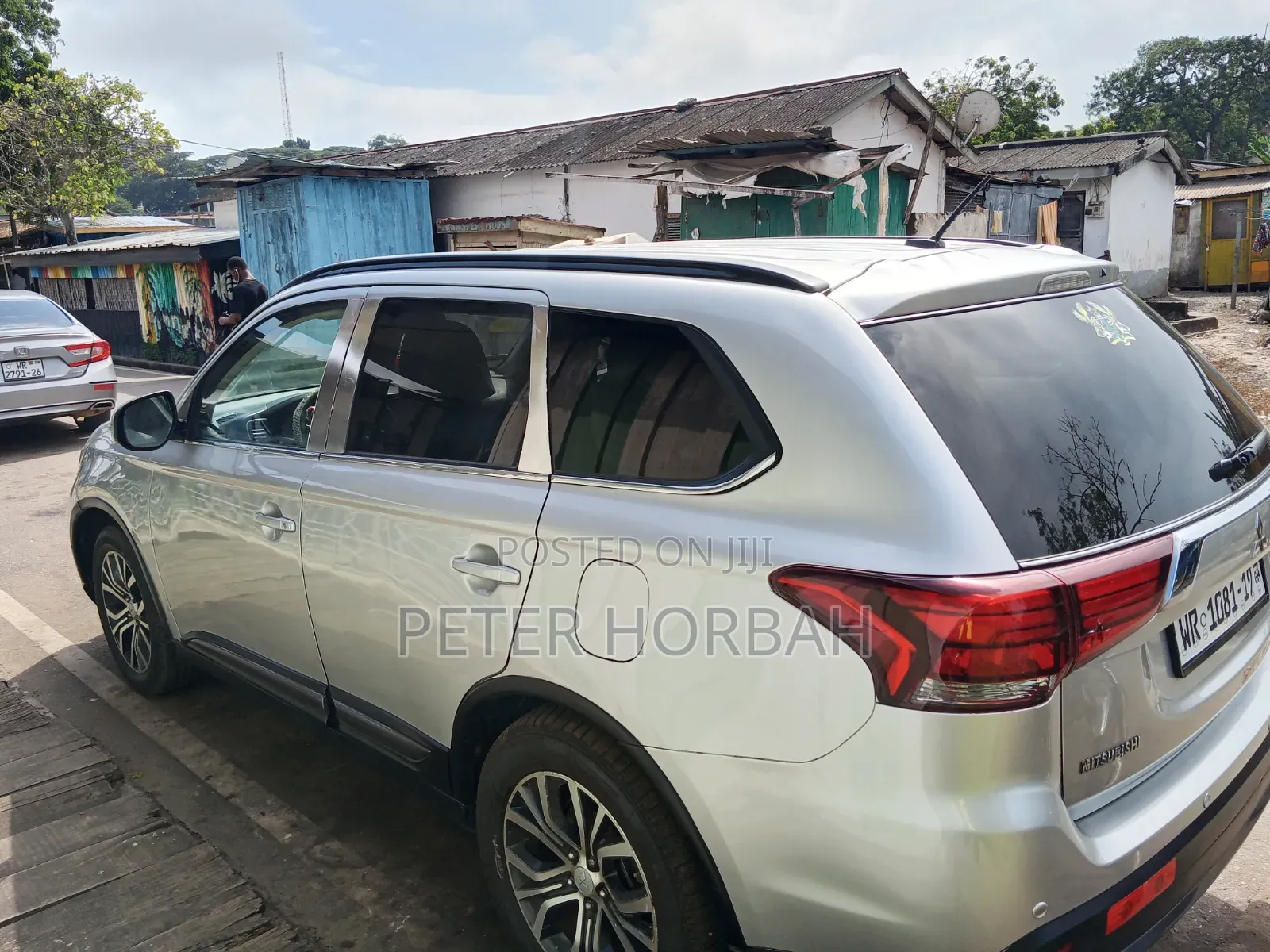 Mitsubishi Outlander 2019 Silver