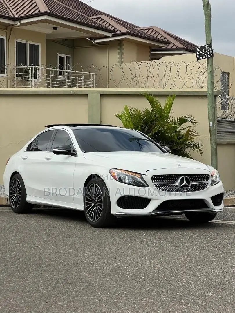 Mercedes-Benz C300 Base 4dr RWD Sedan (2.0L 4cyl 7A) 2015 White