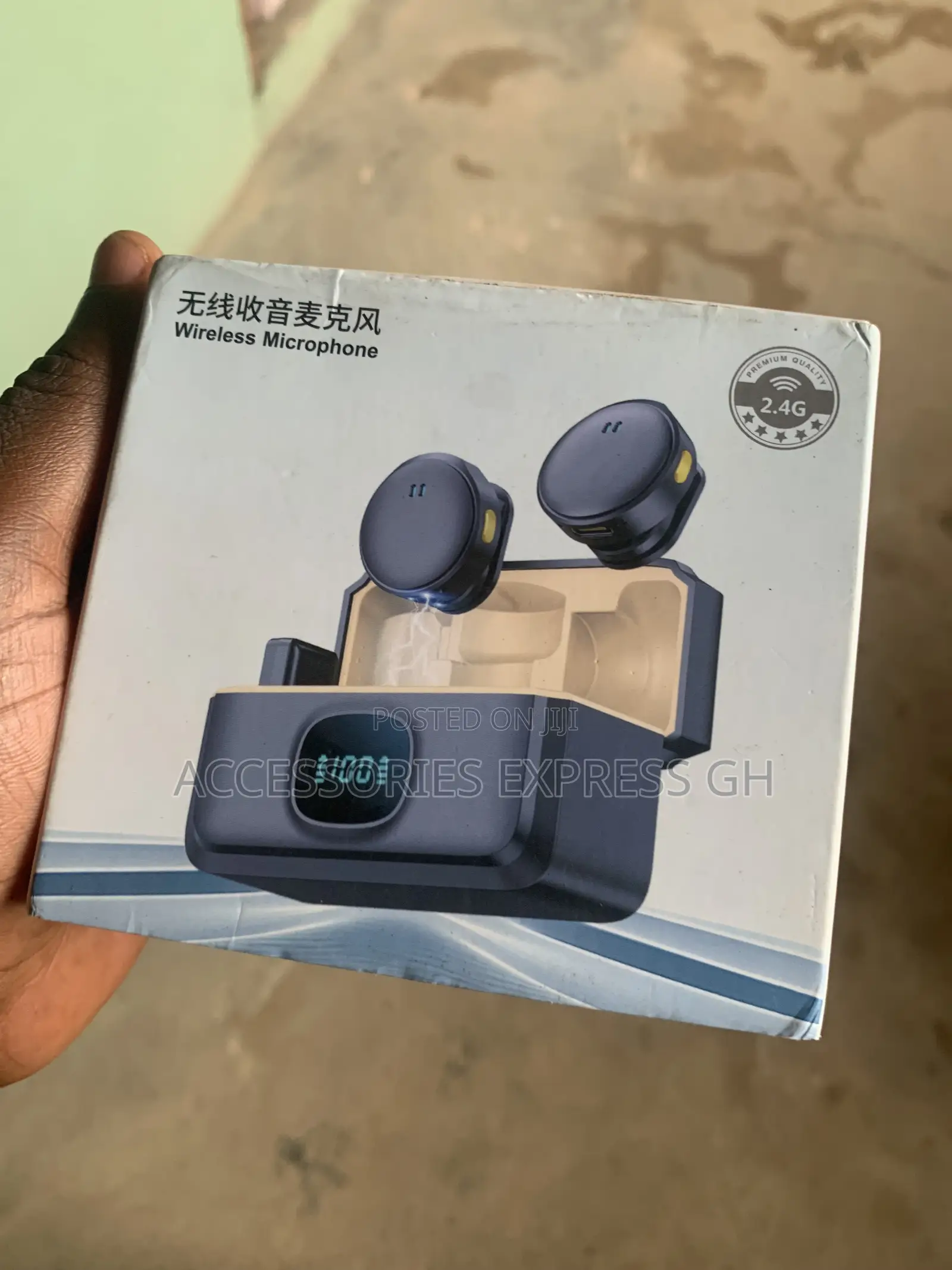 Wireless Lavalier Microphone
