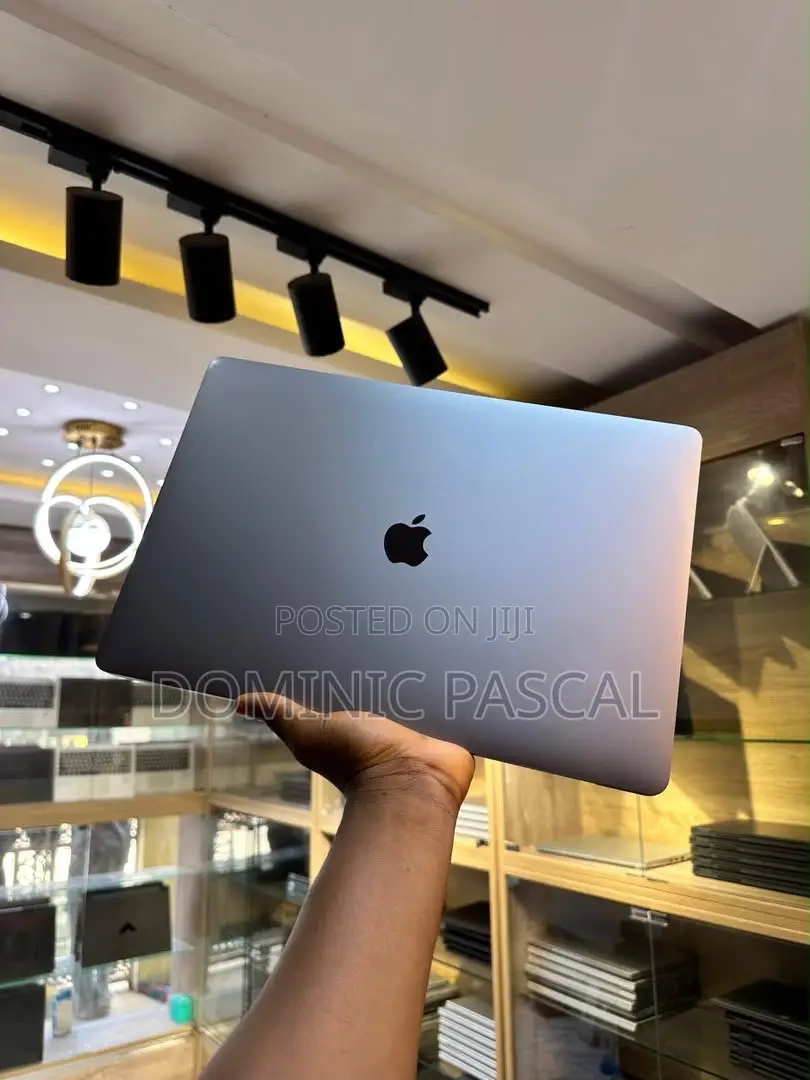 Laptop Apple MacBook Pro 2019 64GB Intel Core i9 SSD 1T