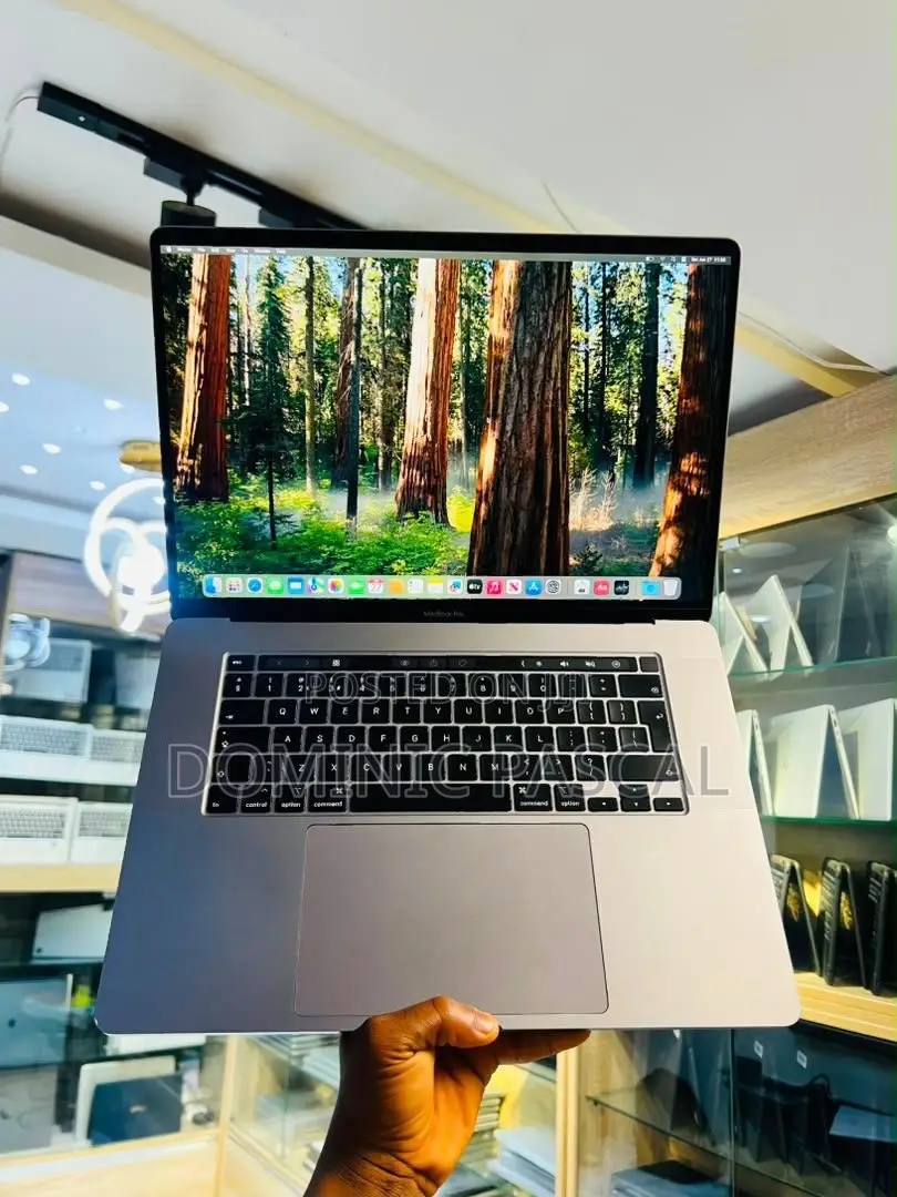 Laptop Apple MacBook Pro 2019 64GB Intel Core i9 SSD 1T