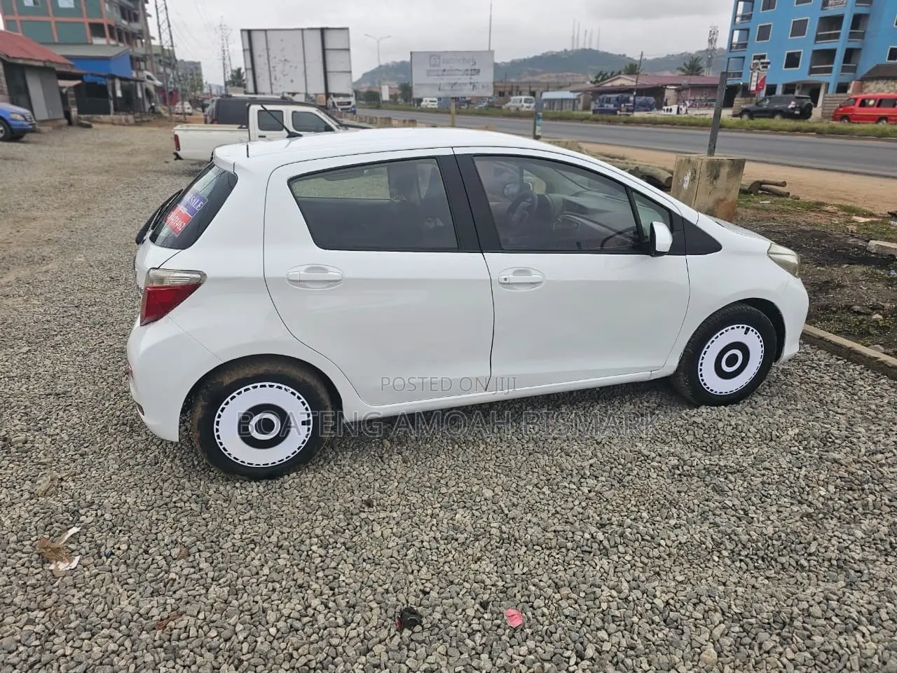 Toyota Yaris 2012 White