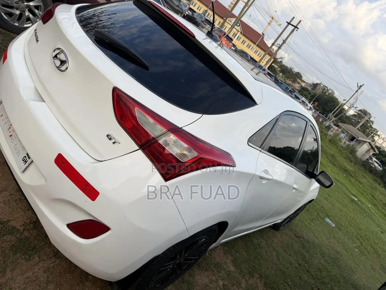 Hyundai Elantra Limited 2012 White