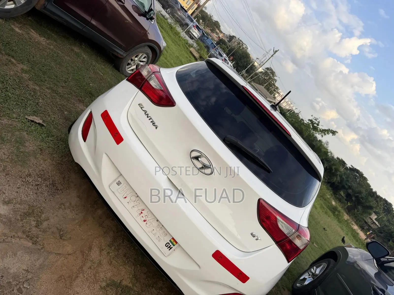 Hyundai Elantra Limited 2012 White