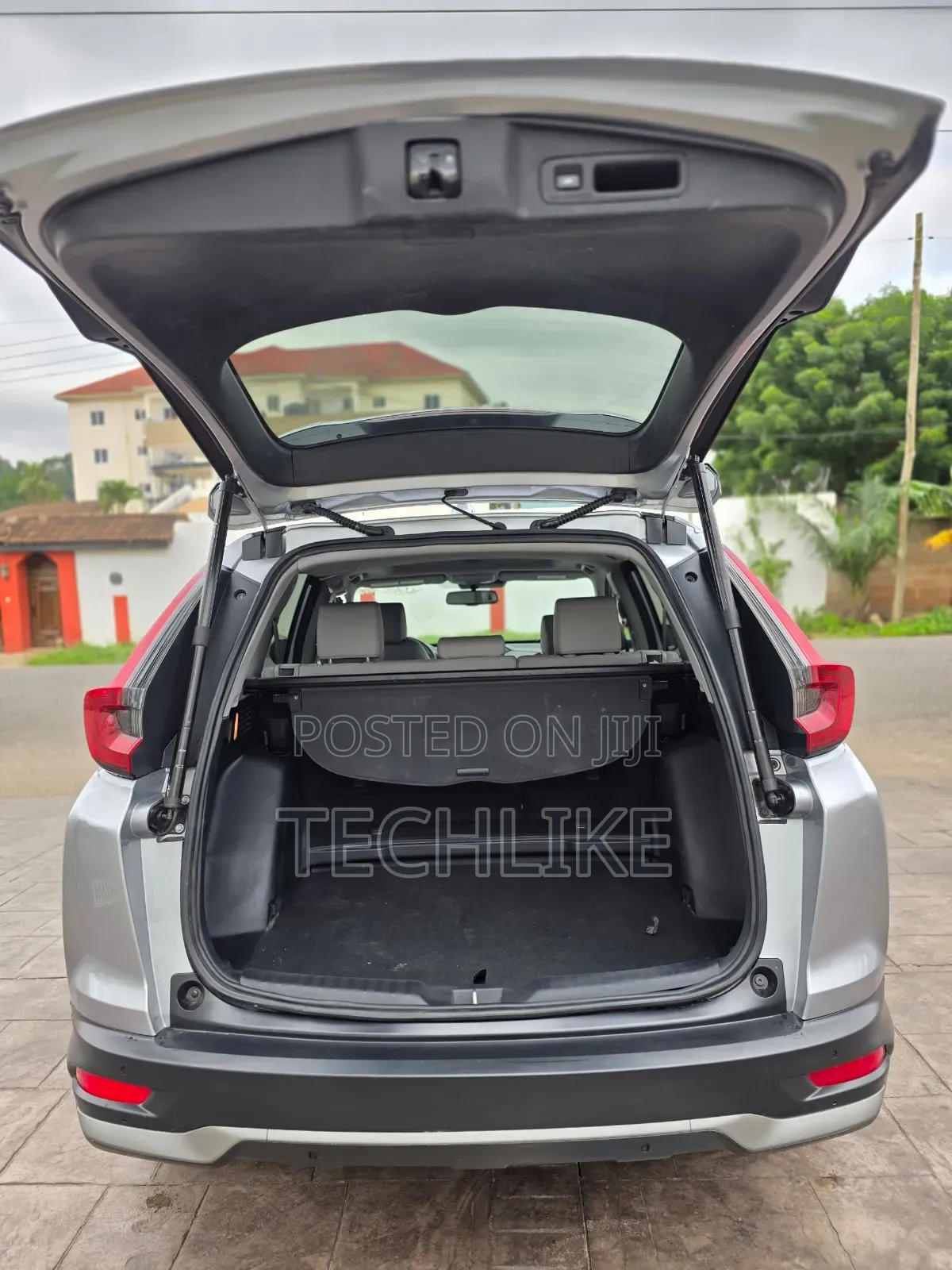Honda CR-V 2022 Silver