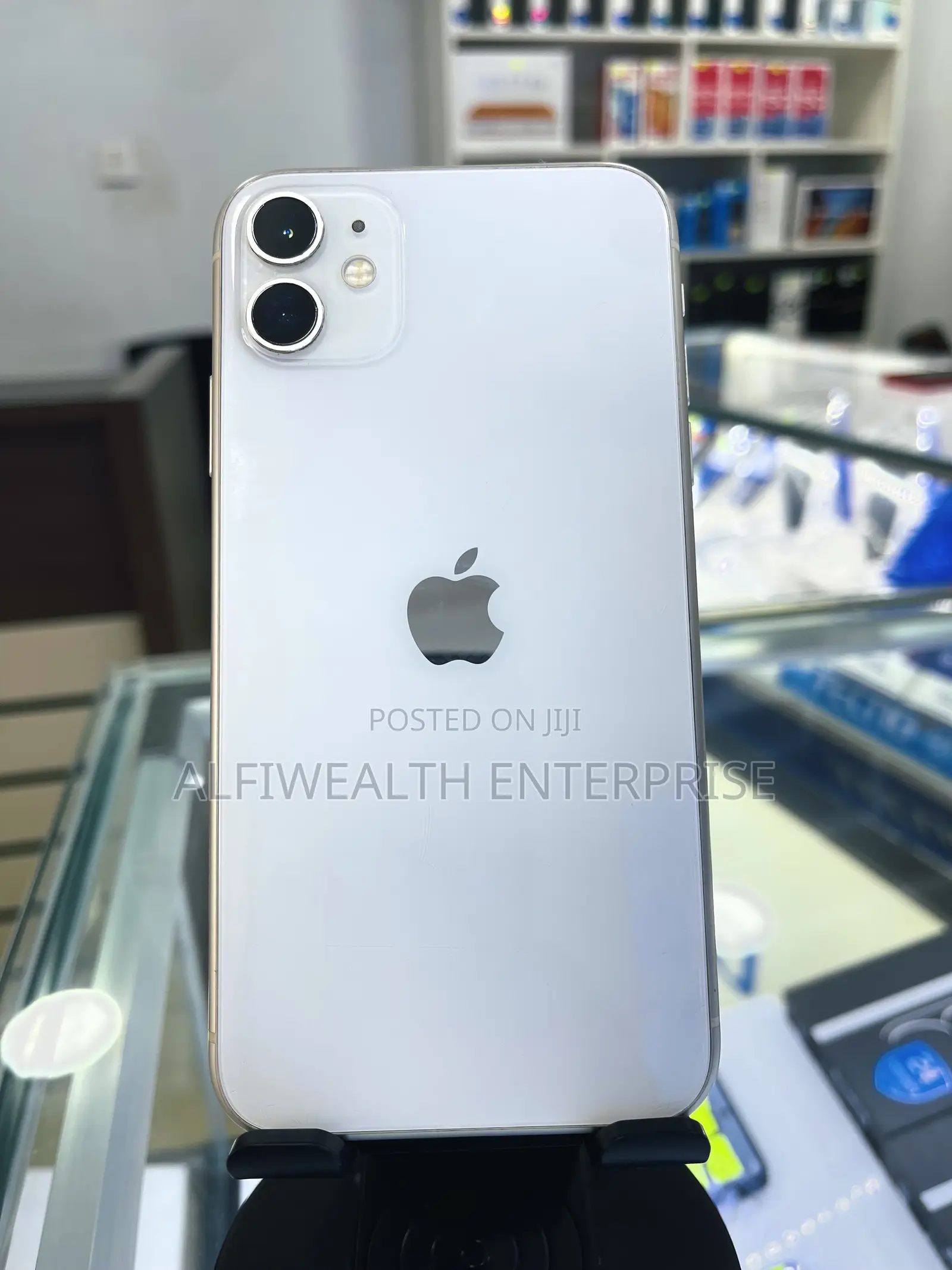 Apple iPhone 11 64 GB Silver