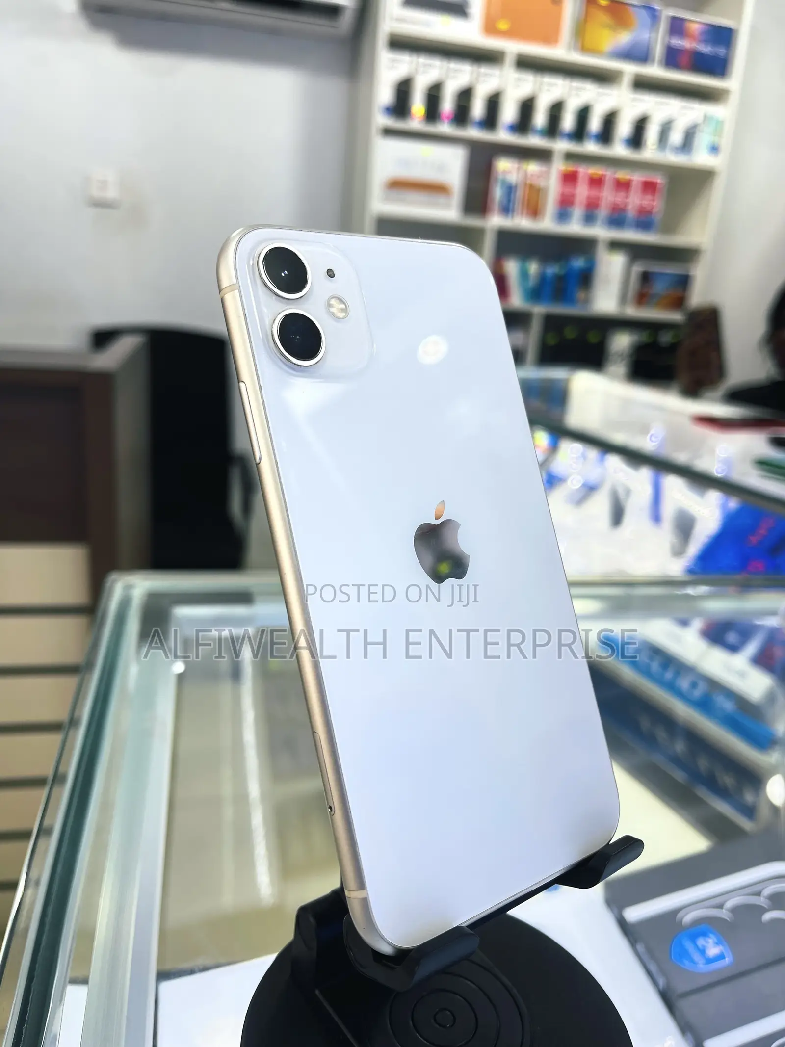 Apple iPhone 11 64 GB Silver