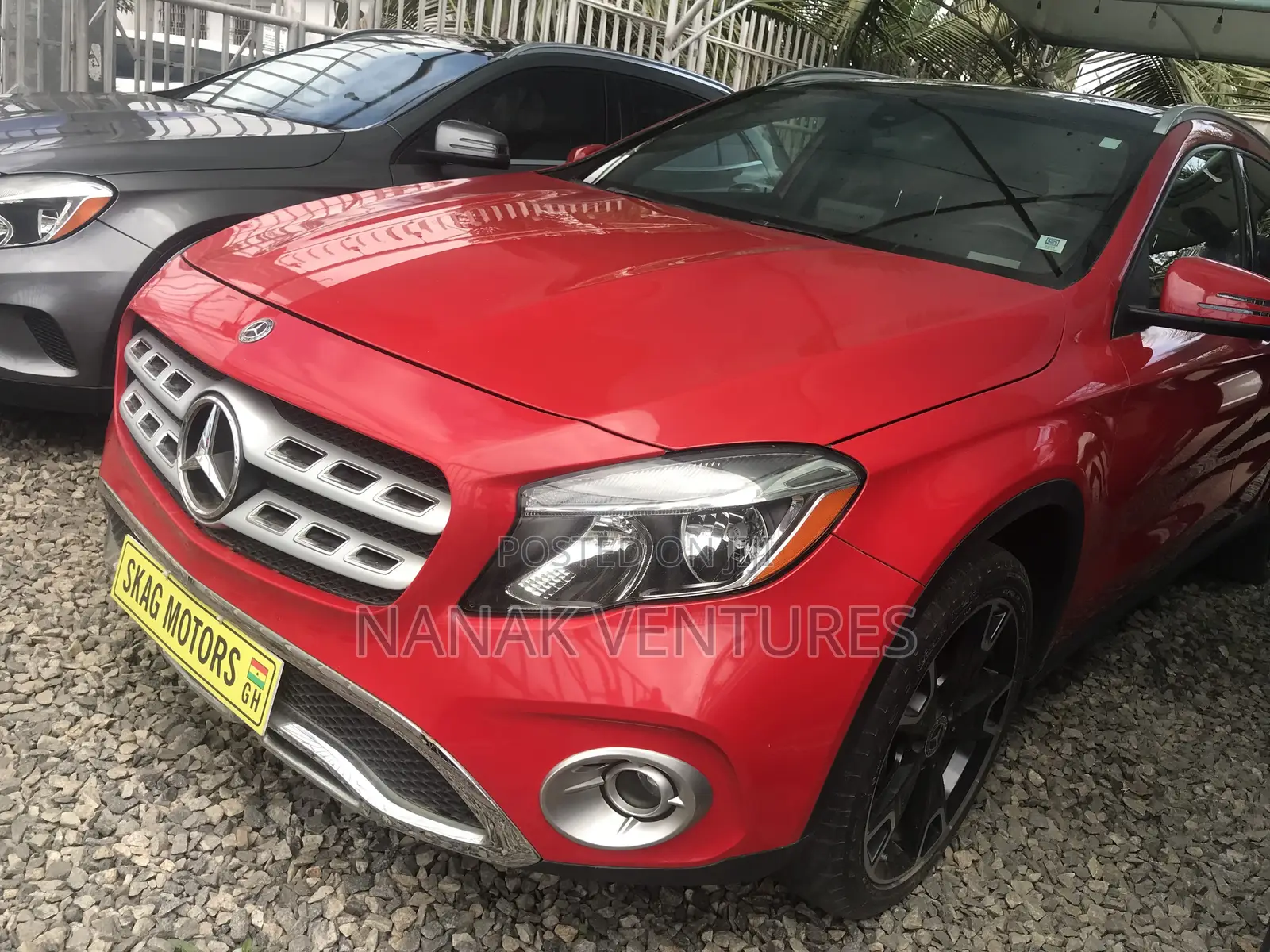 Mercedes-Benz GLA 250 2018 Red