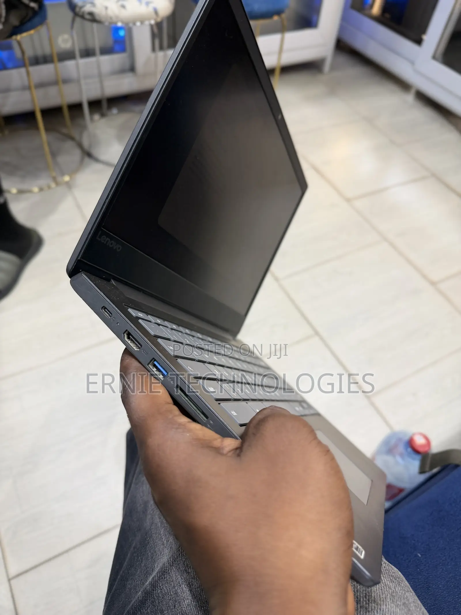Laptop Lenovo Chromebook C330 4GB Intel SSD 60GB