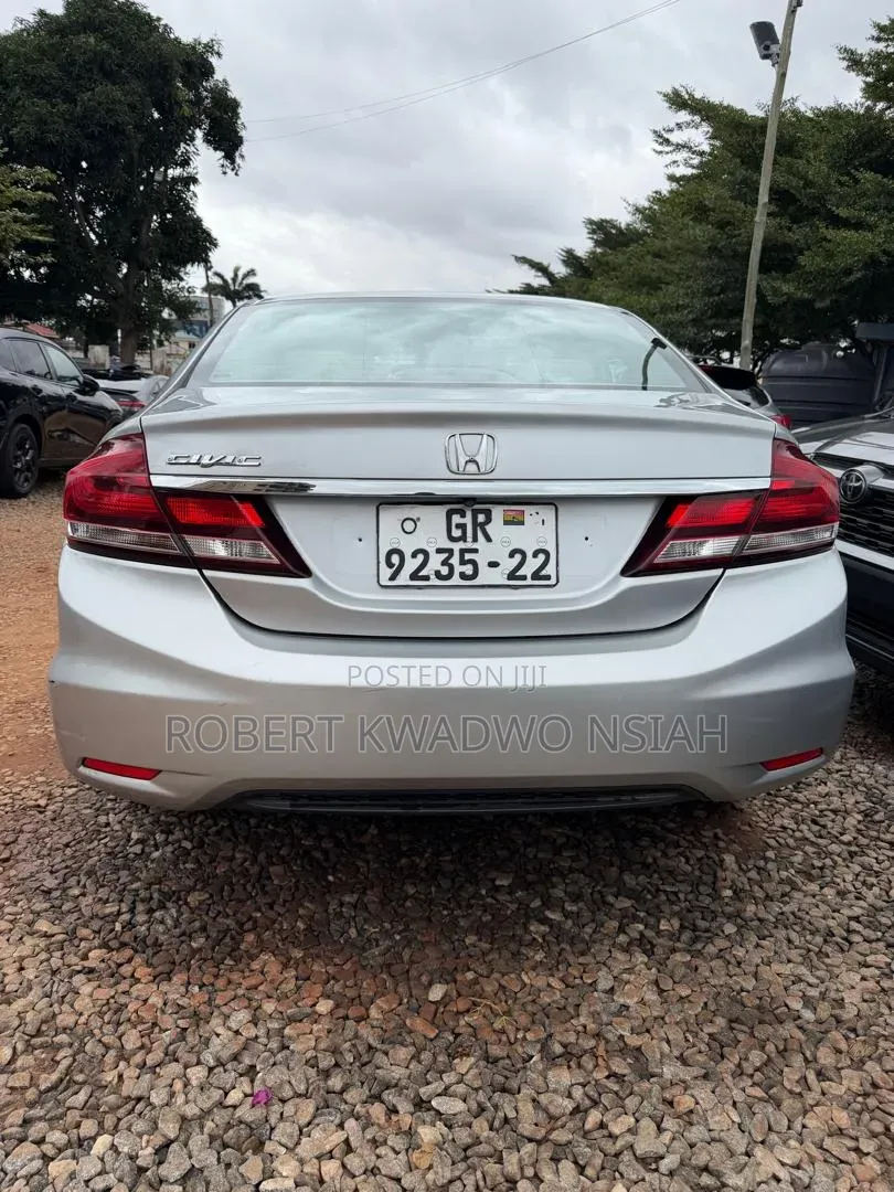 Honda Civic EX-L 4dr Sedan (1.8L 4cyl CVT) 2015 Silver