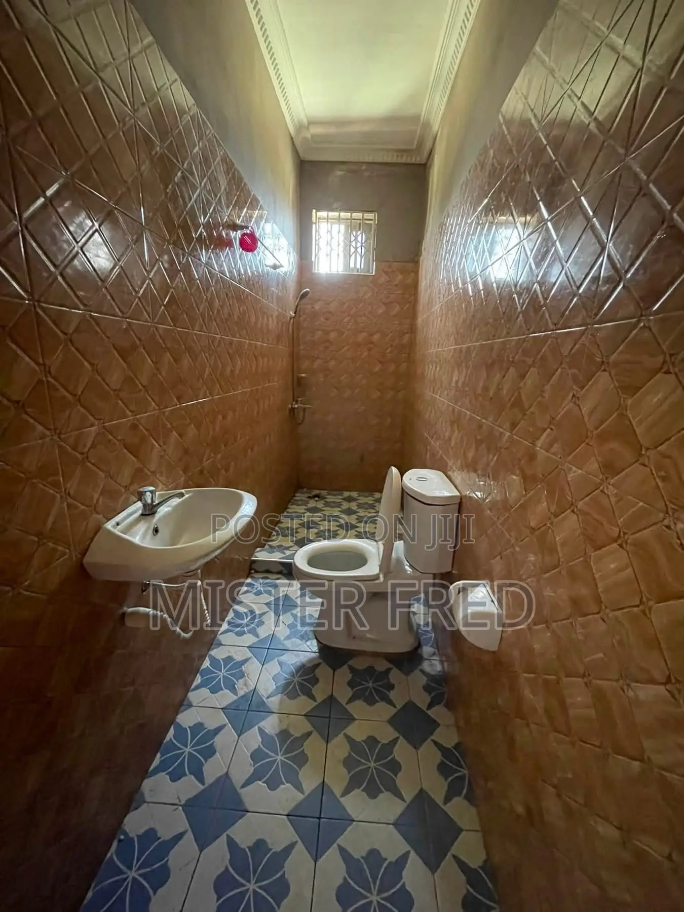 1bdrm Apartment in Broadcasting, Weija for rent