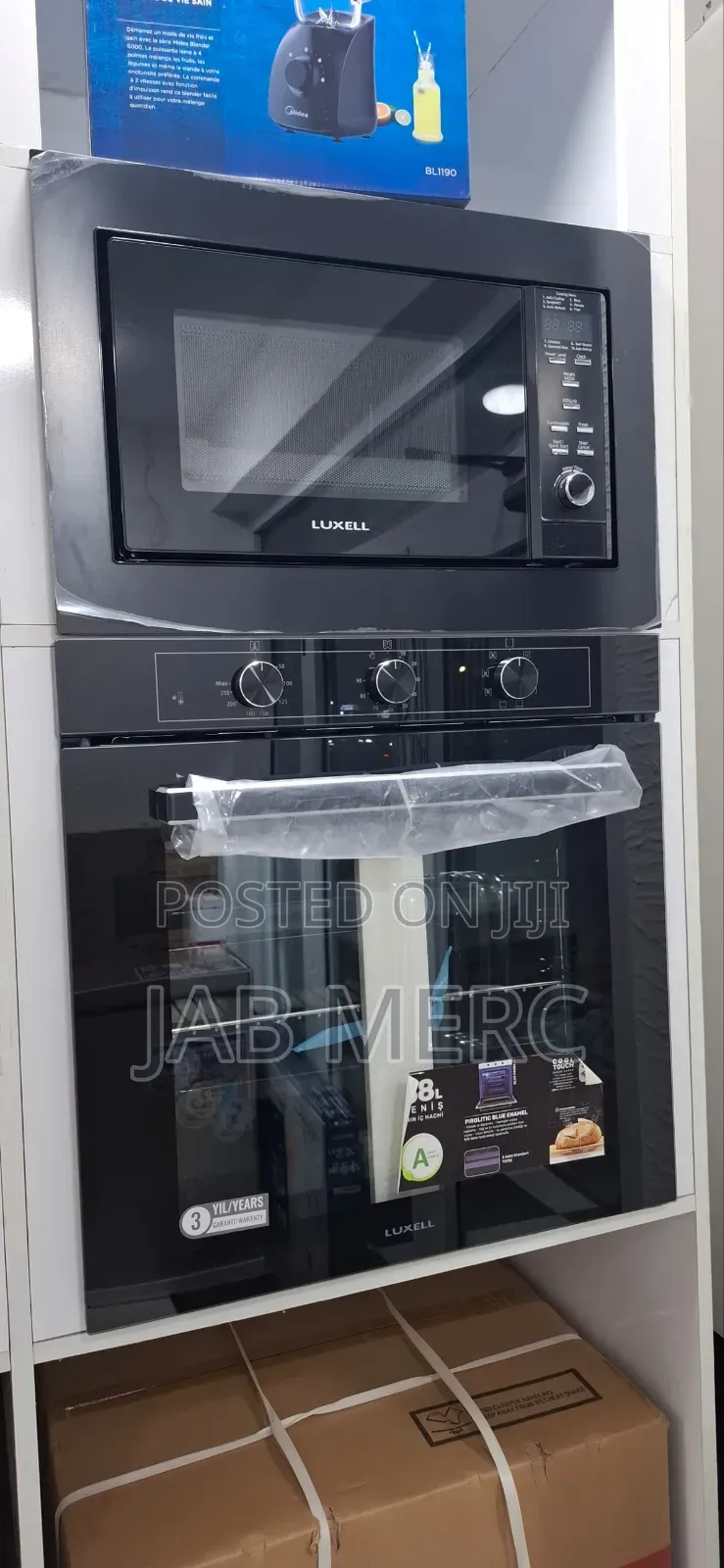 Oven and Microwave All Black Built in Integrated