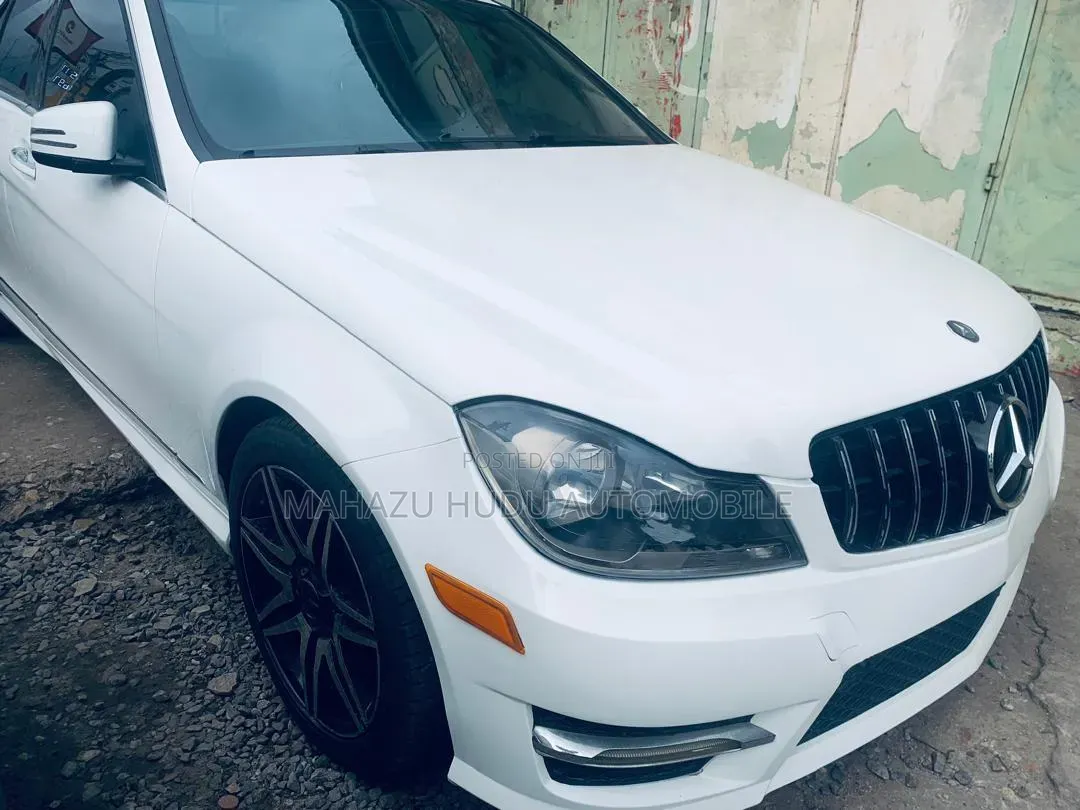 Mercedes-Benz C250 2014 White