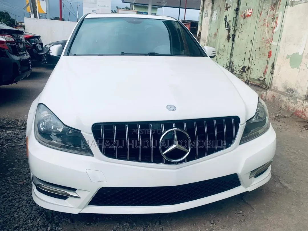 Mercedes-Benz C250 2014 White