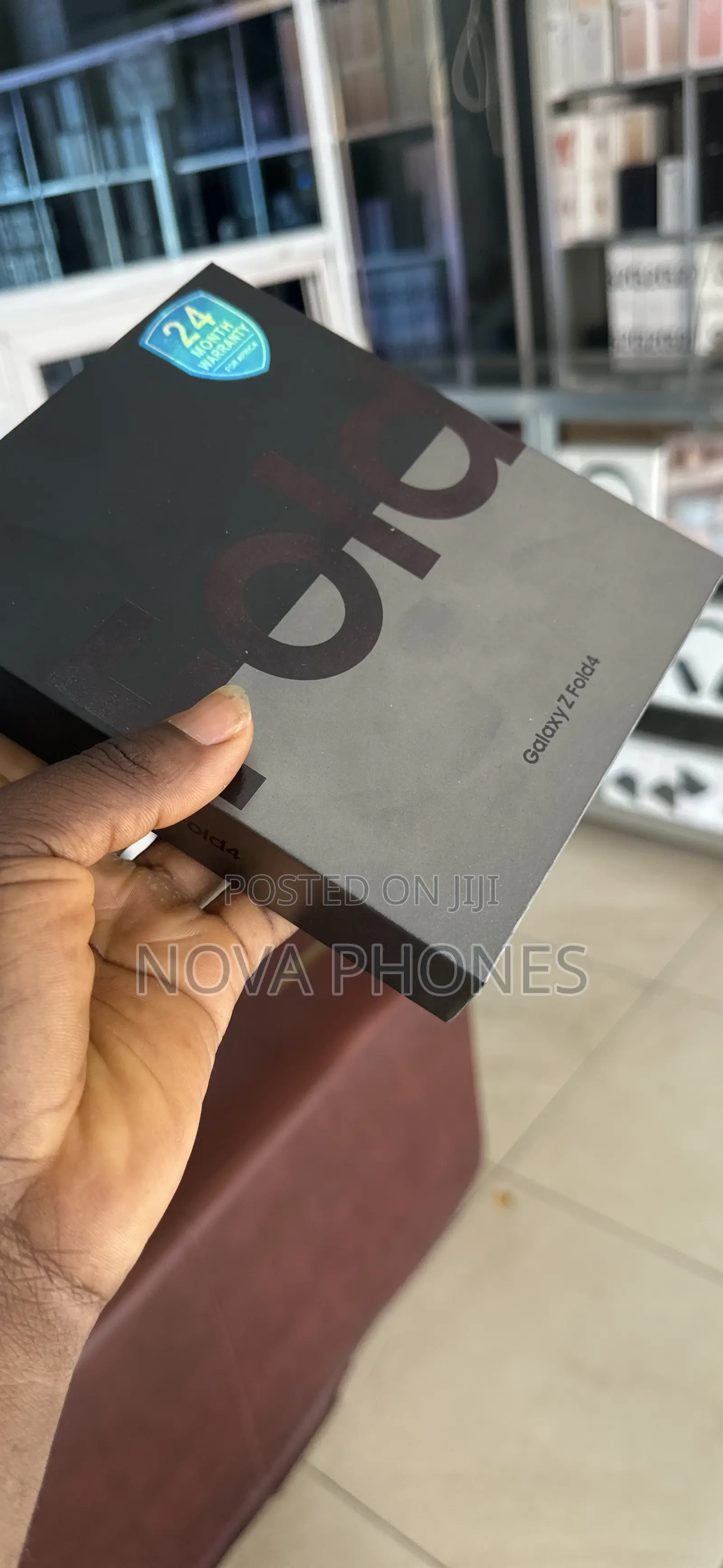 New Samsung Galaxy Z Fold4 512 GB Silver