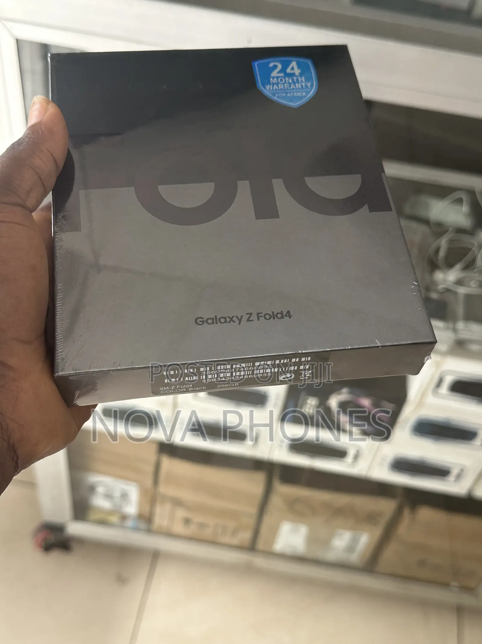 New Samsung Galaxy Z Fold4 512 GB Silver