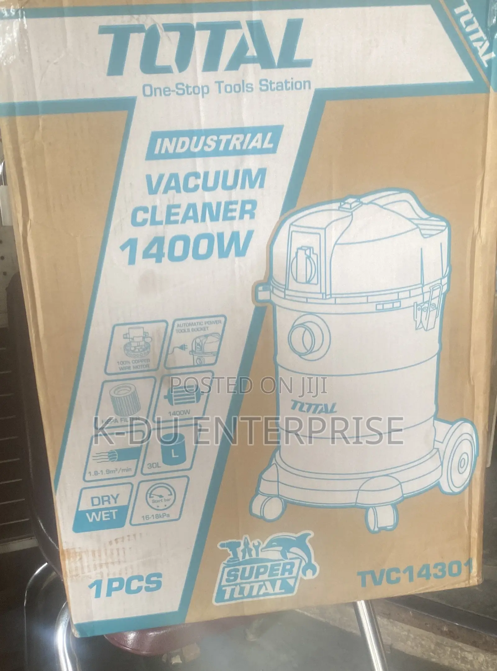 30L Vacuum Cleaner 1400W