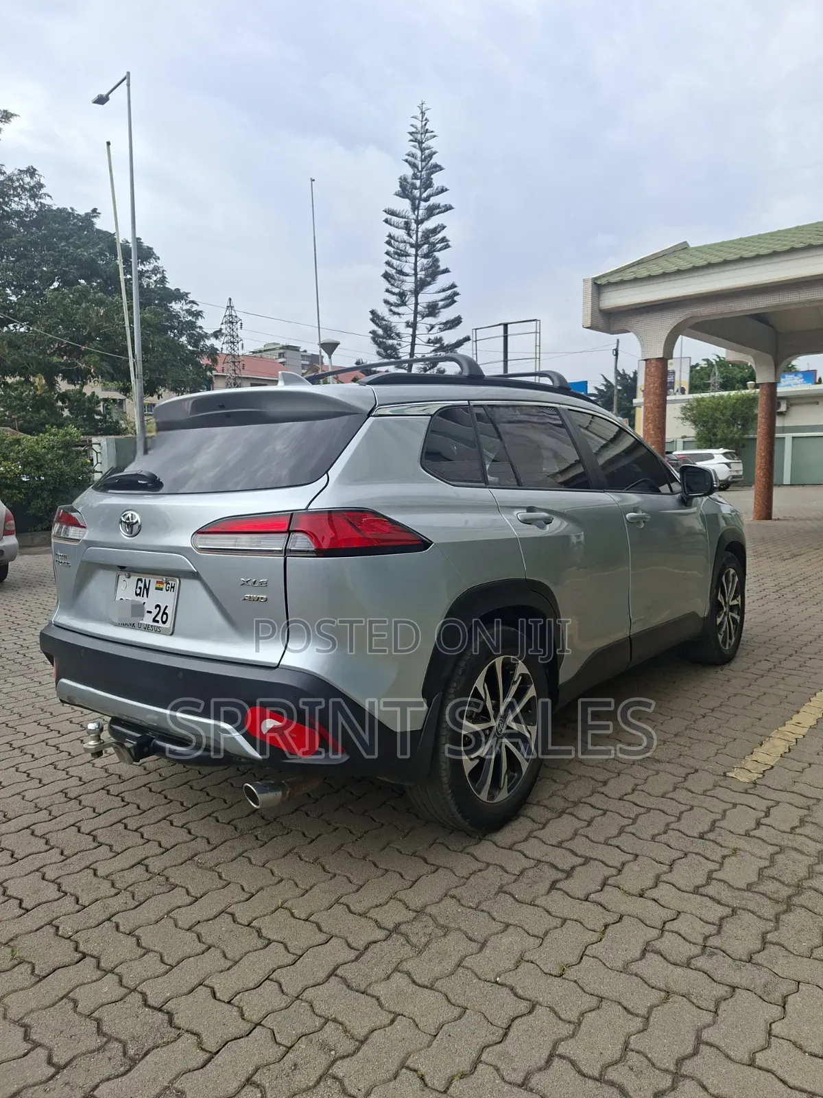 Toyota Corolla Cross XLE 2023 Gray