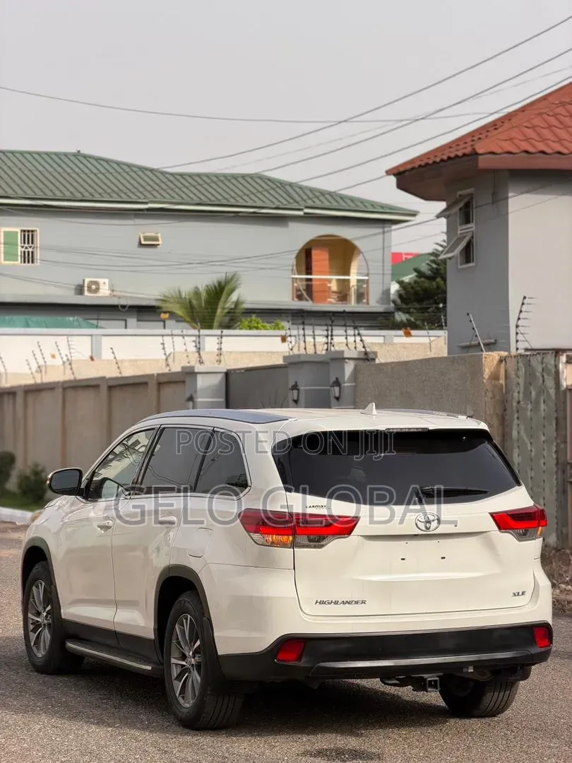 Toyota Highlander 2019 White