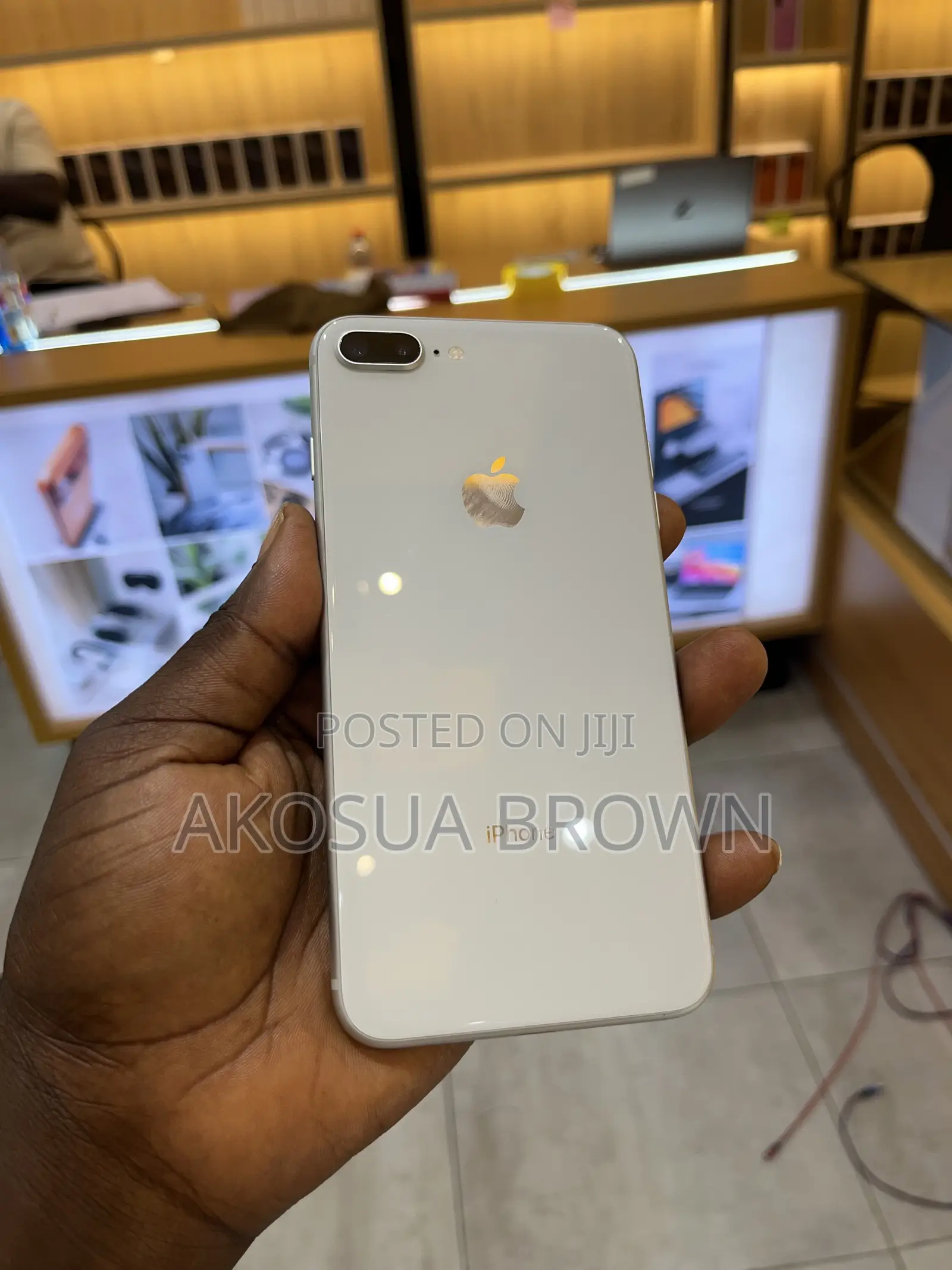 Apple iPhone 8 Plus 64 GB White