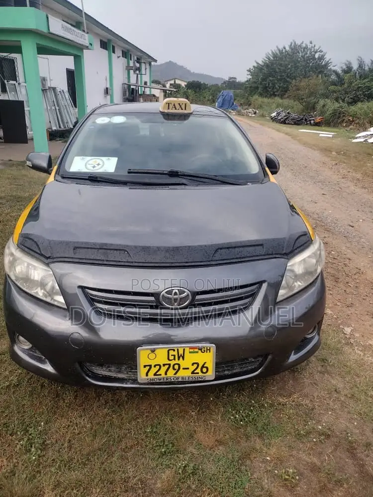 Toyota Corolla 2010 Black
