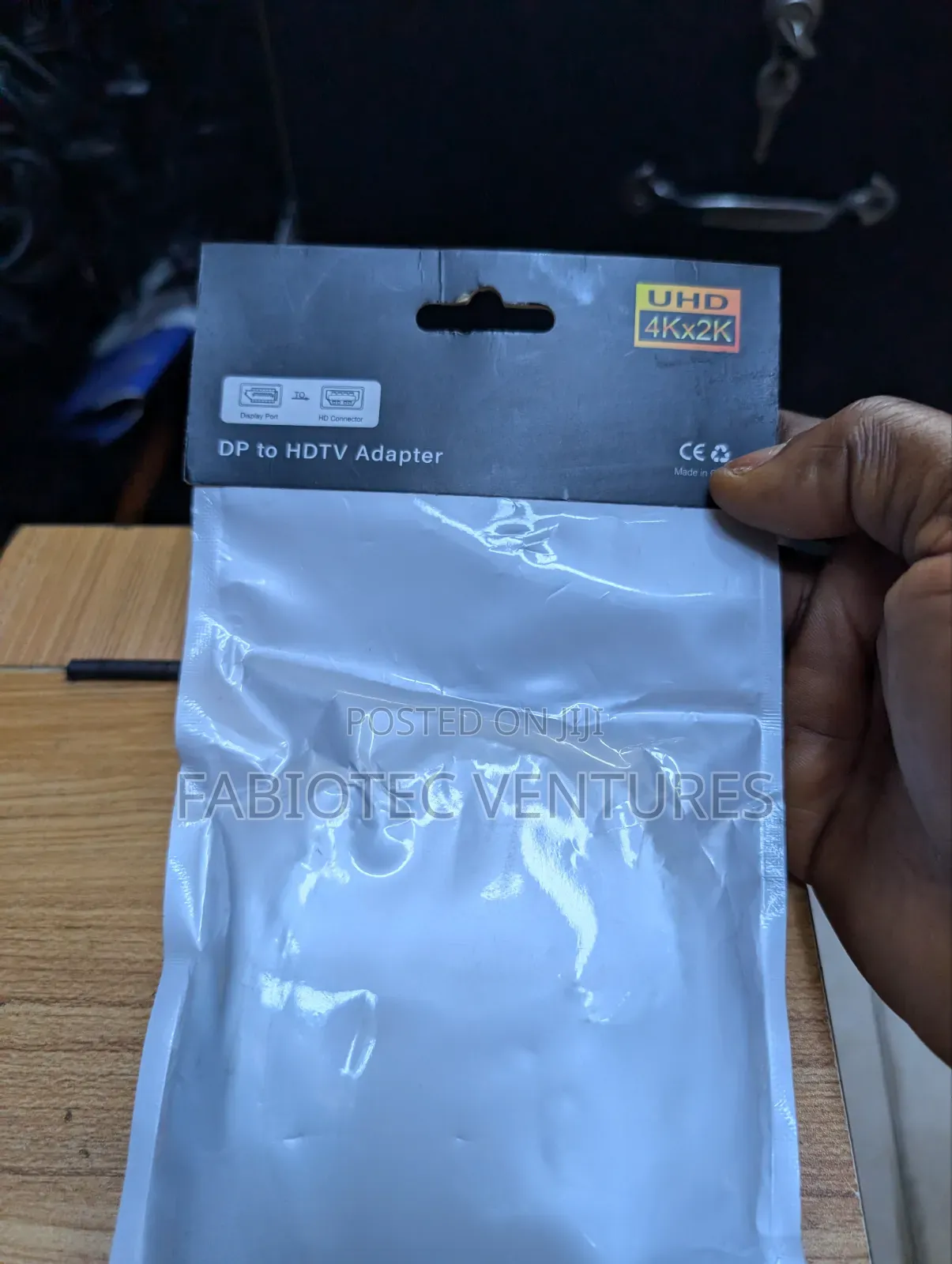Display Port to HDMI TV Adapter