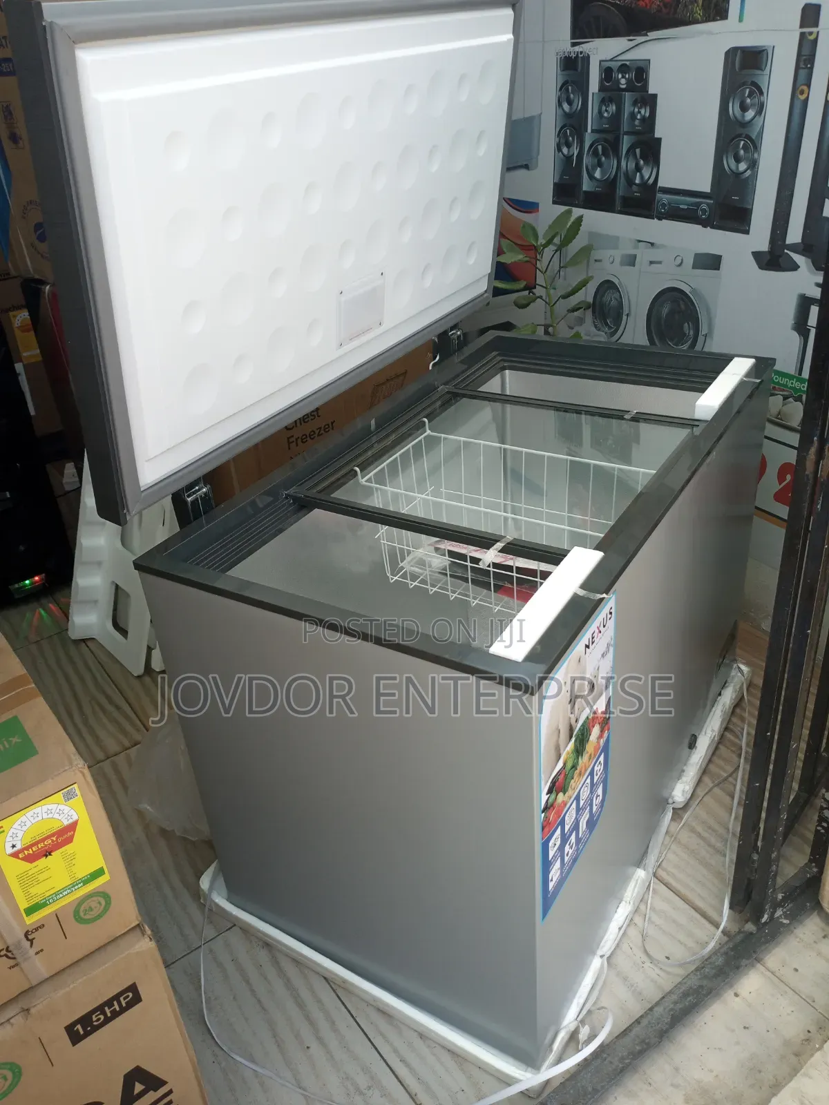 Nexus Chest Freezer (380litres)