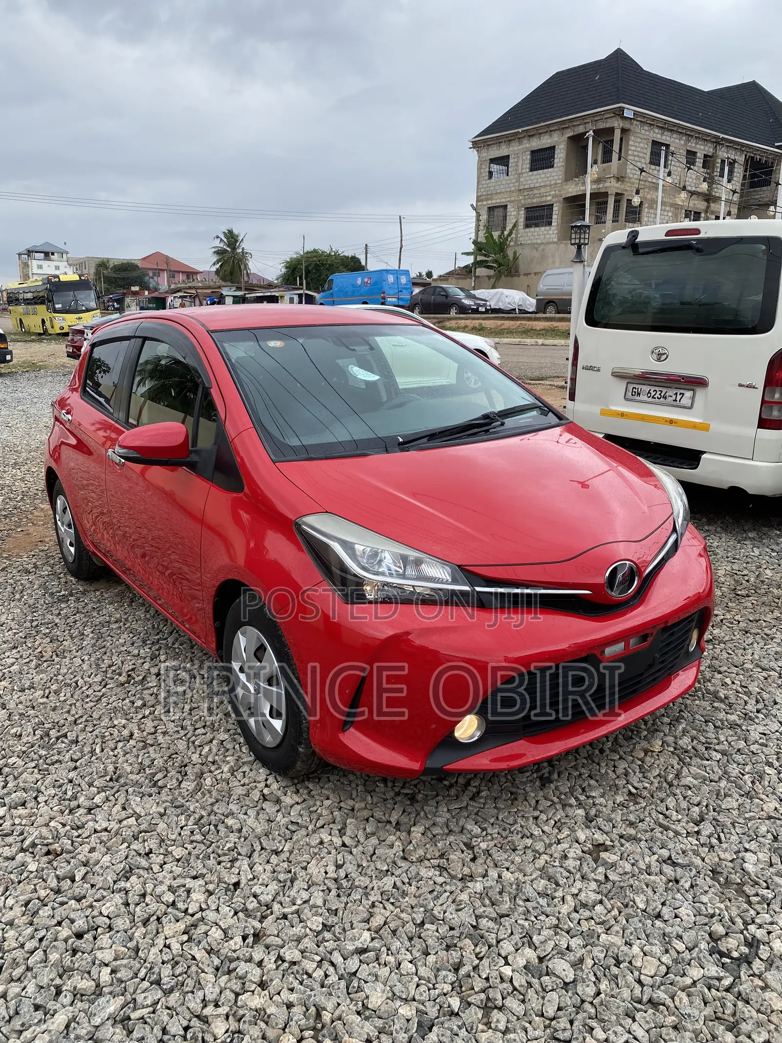 Toyota Vitz 1.3 AWD 3dr 2016 Burgundy