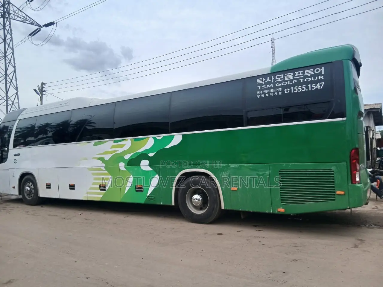 32-36 Seat Coaches Bus for Rent