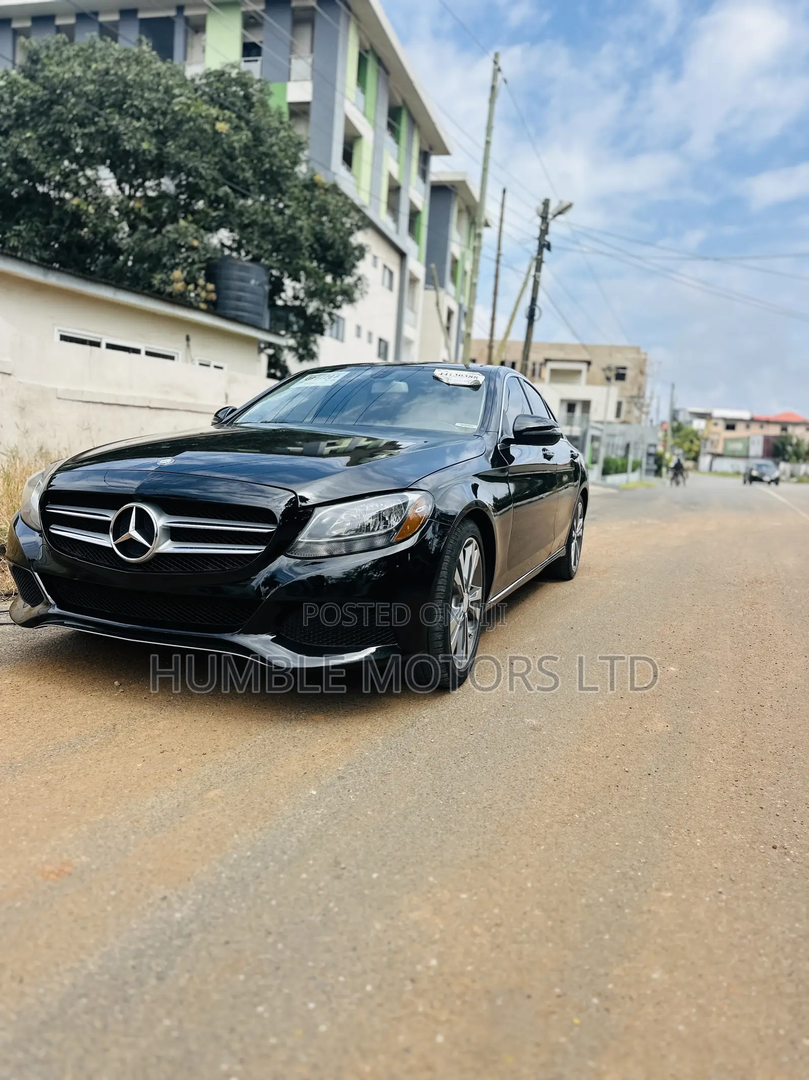 Mercedes-Benz C300 2017 Black