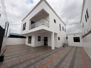 3bdrm House in Bronko Housing, Boundary Road Area for rent