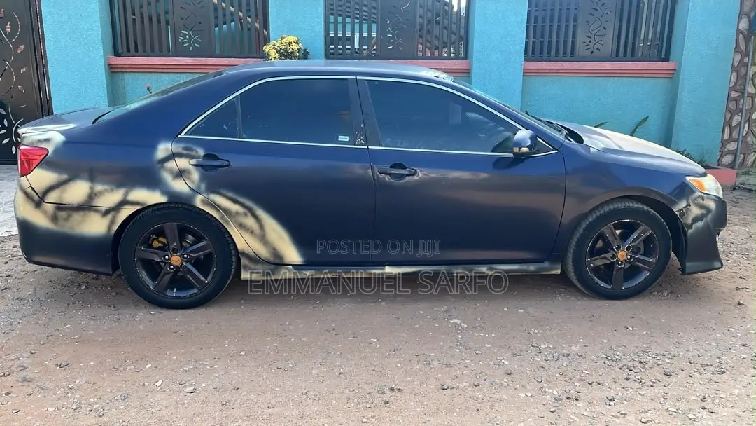 Toyota Camry 2014 Blue
