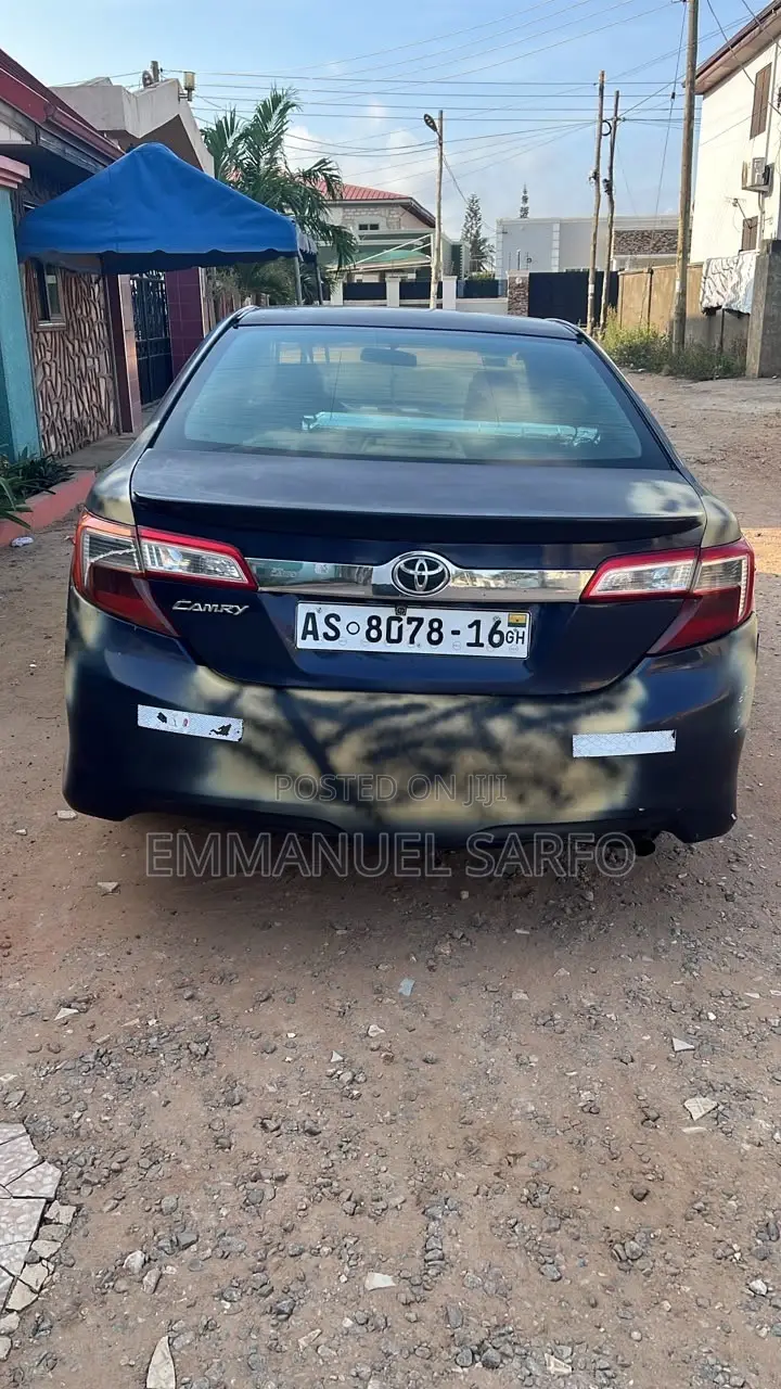 Toyota Camry 2014 Blue