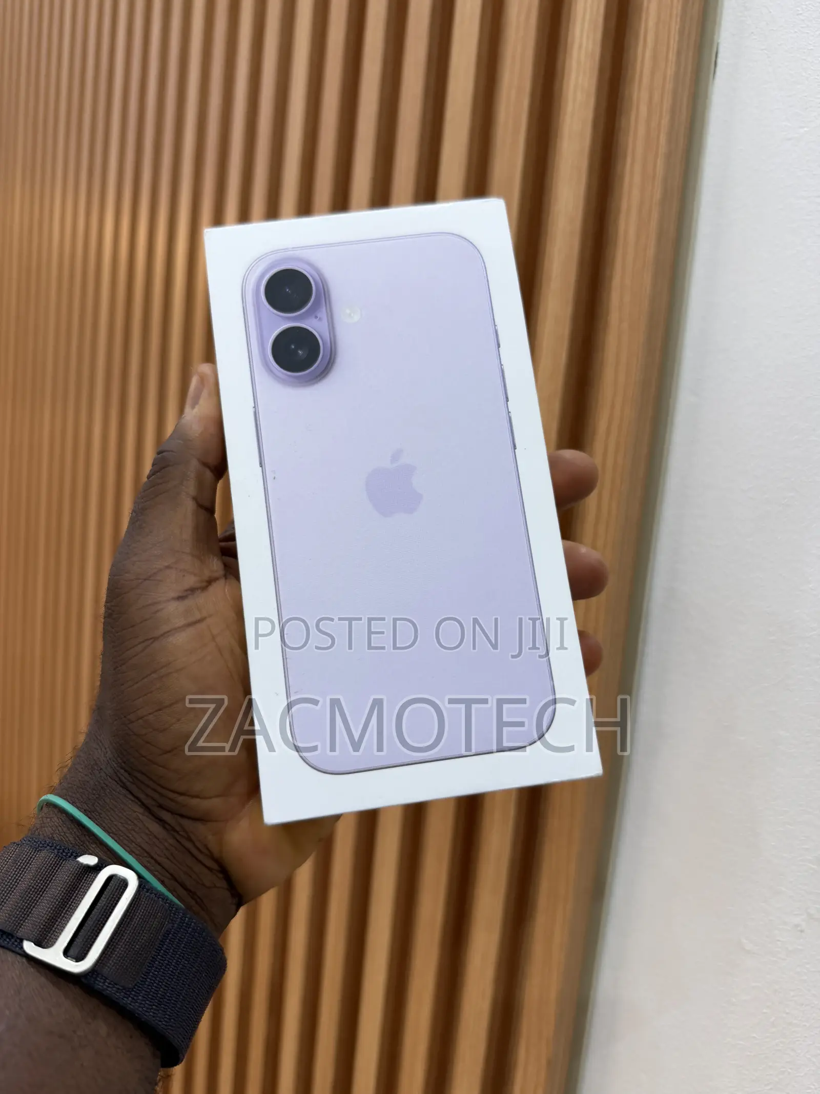 New Apple iPhone 17 256 GB