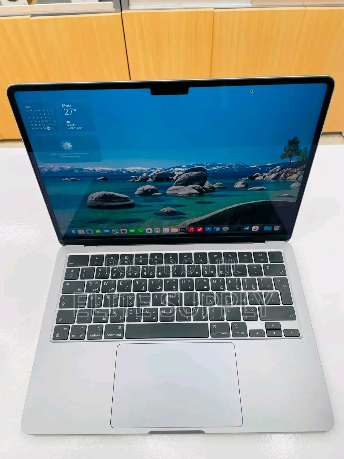 New Laptop Apple MacBook Air 2024 M3 16GB Apple M3 SSD 512GB