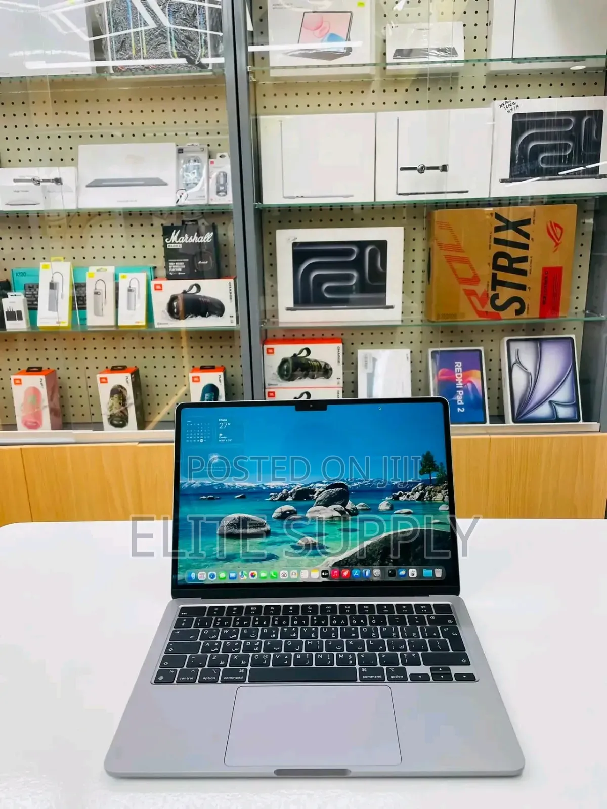New Laptop Apple MacBook Air 2024 M3 16GB Apple M3 SSD 512GB