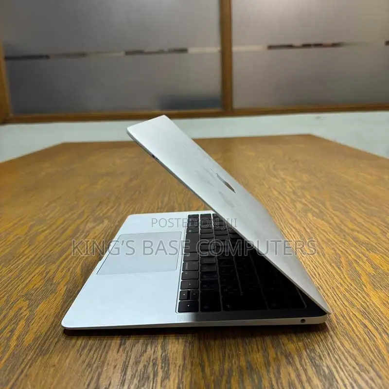 Laptop Apple MacBook Air 8GB Intel Core i5 SSD 128GB