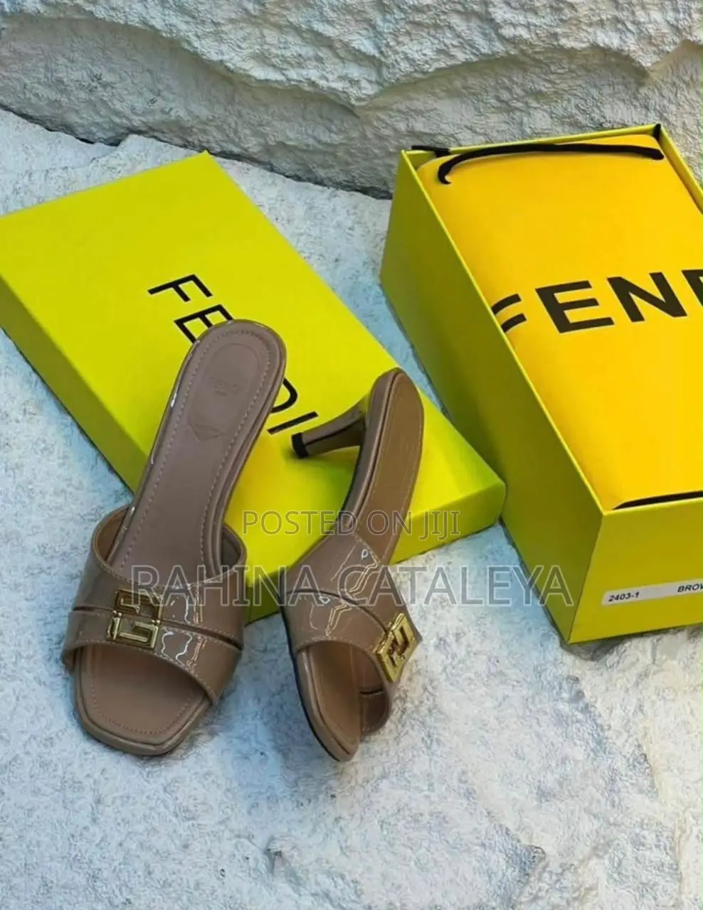 Ladies Shoes 3389
