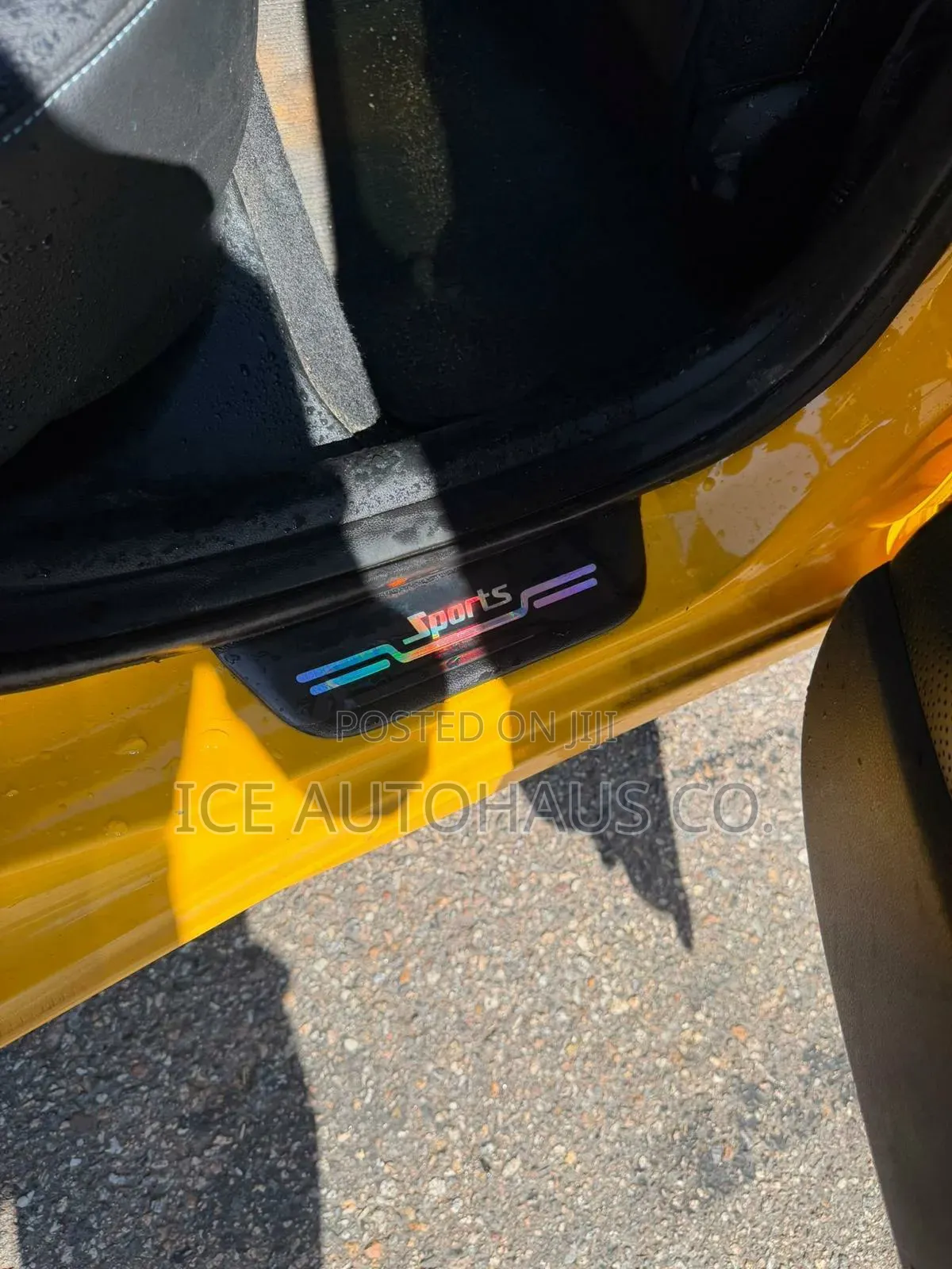 Hyundai Veloster 2018 Yellow