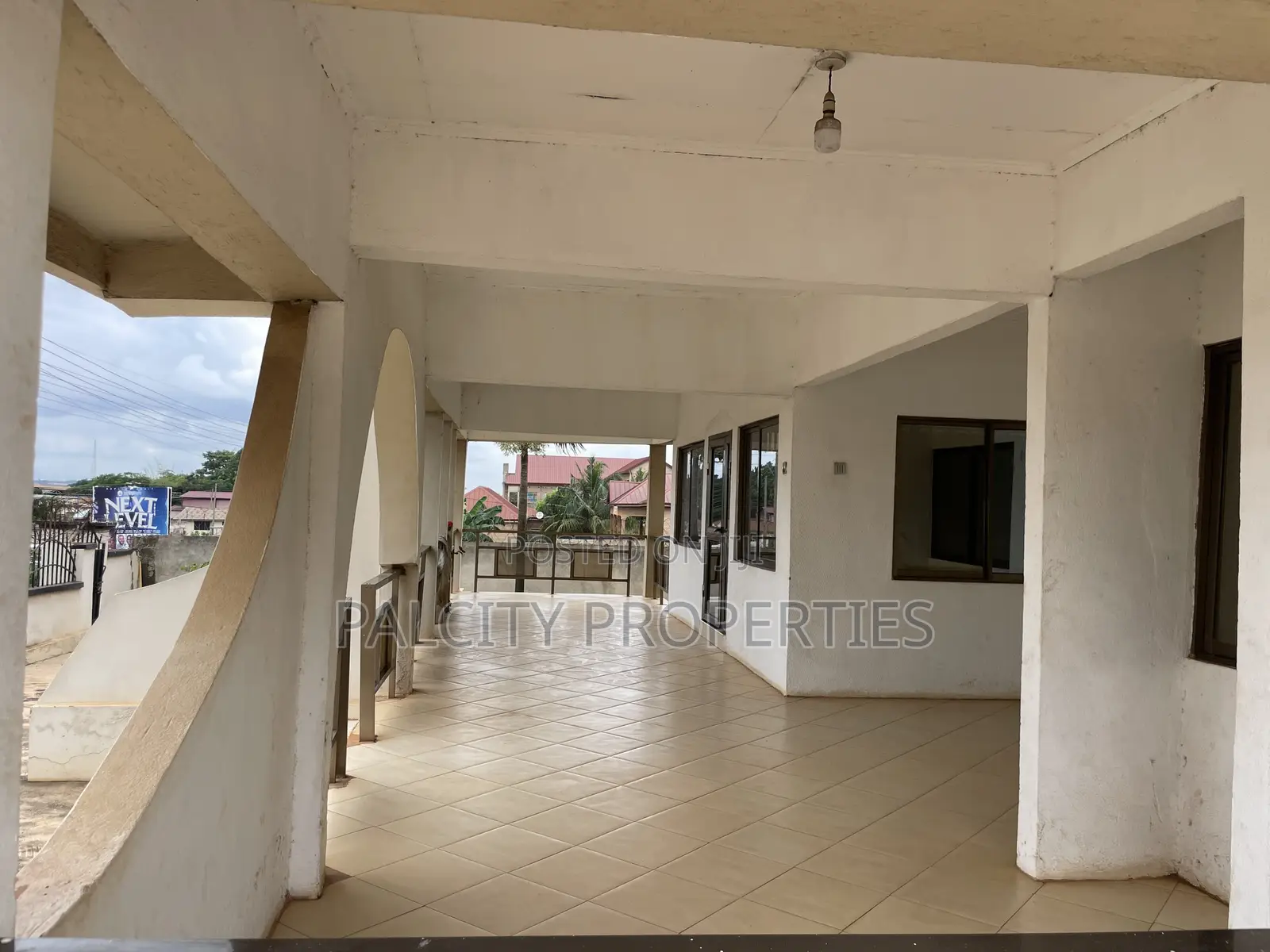 5bdrm House in Atonsu Palcity, Kumasi Metropolitan for rent